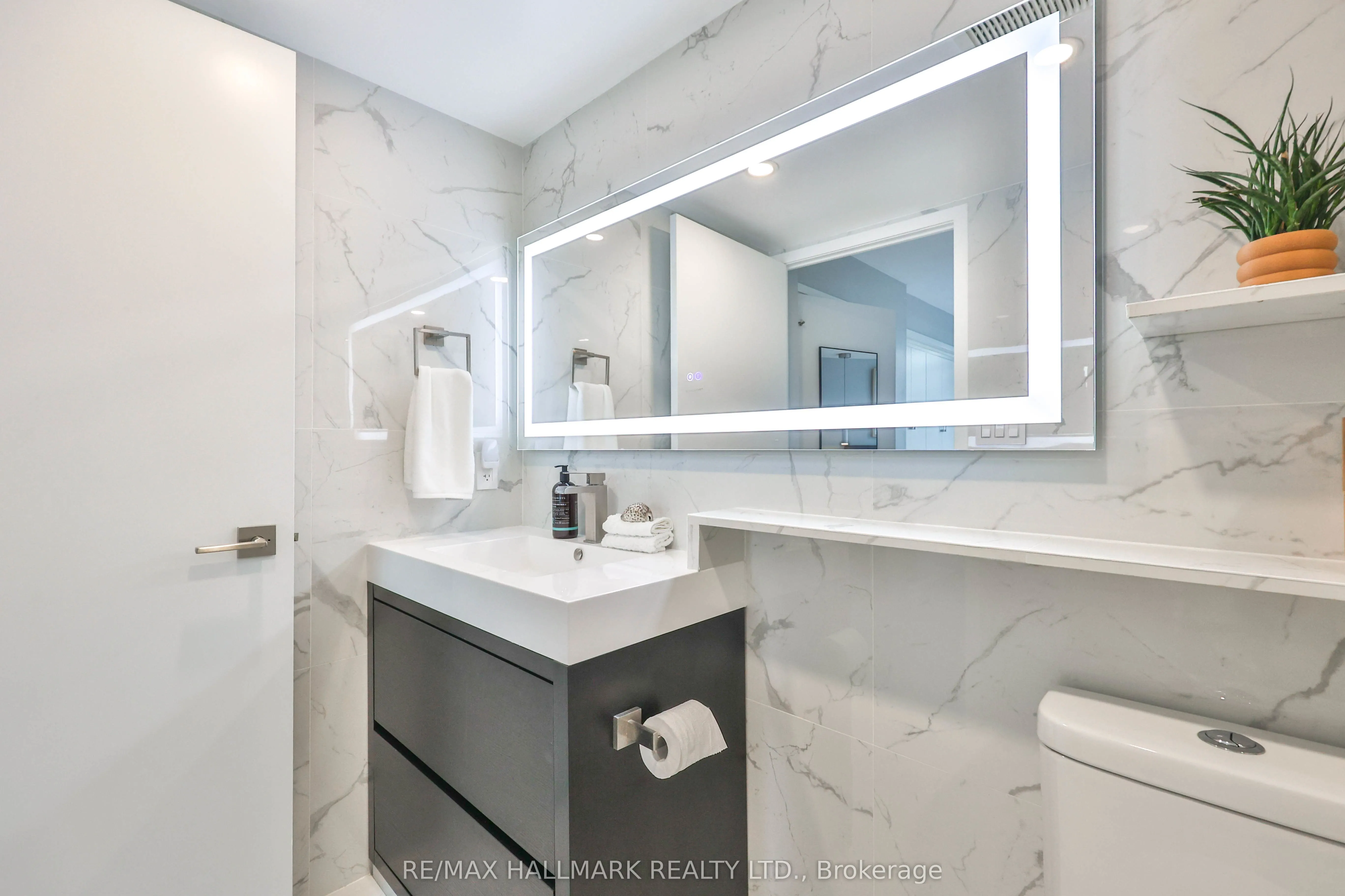 15 Fort York Boulevard, #2503