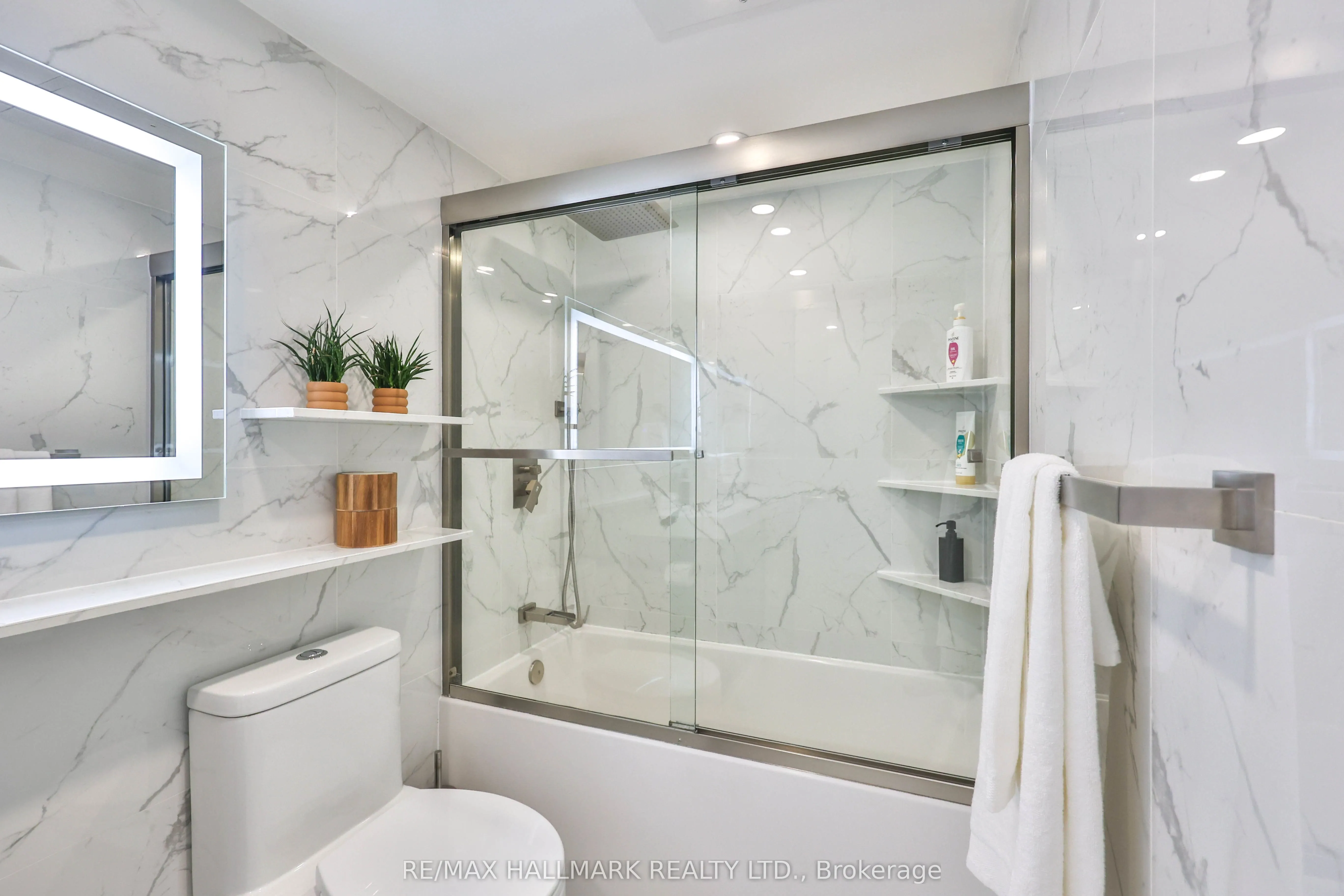 15 Fort York Boulevard, #2503