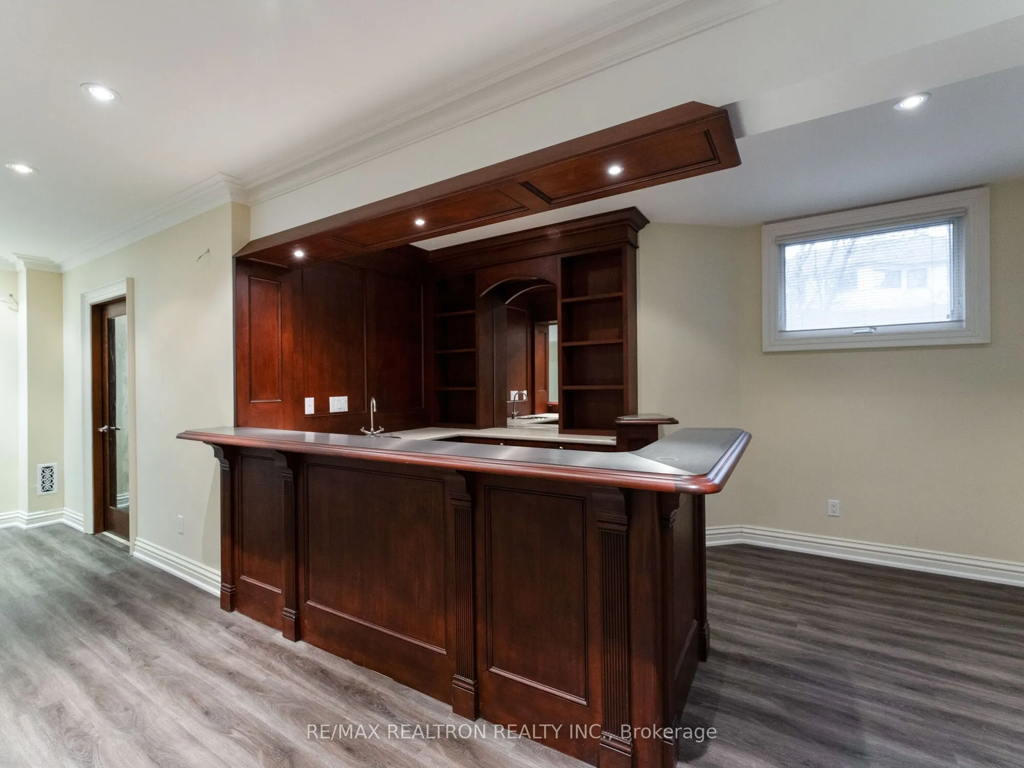 108 Highland Crescent