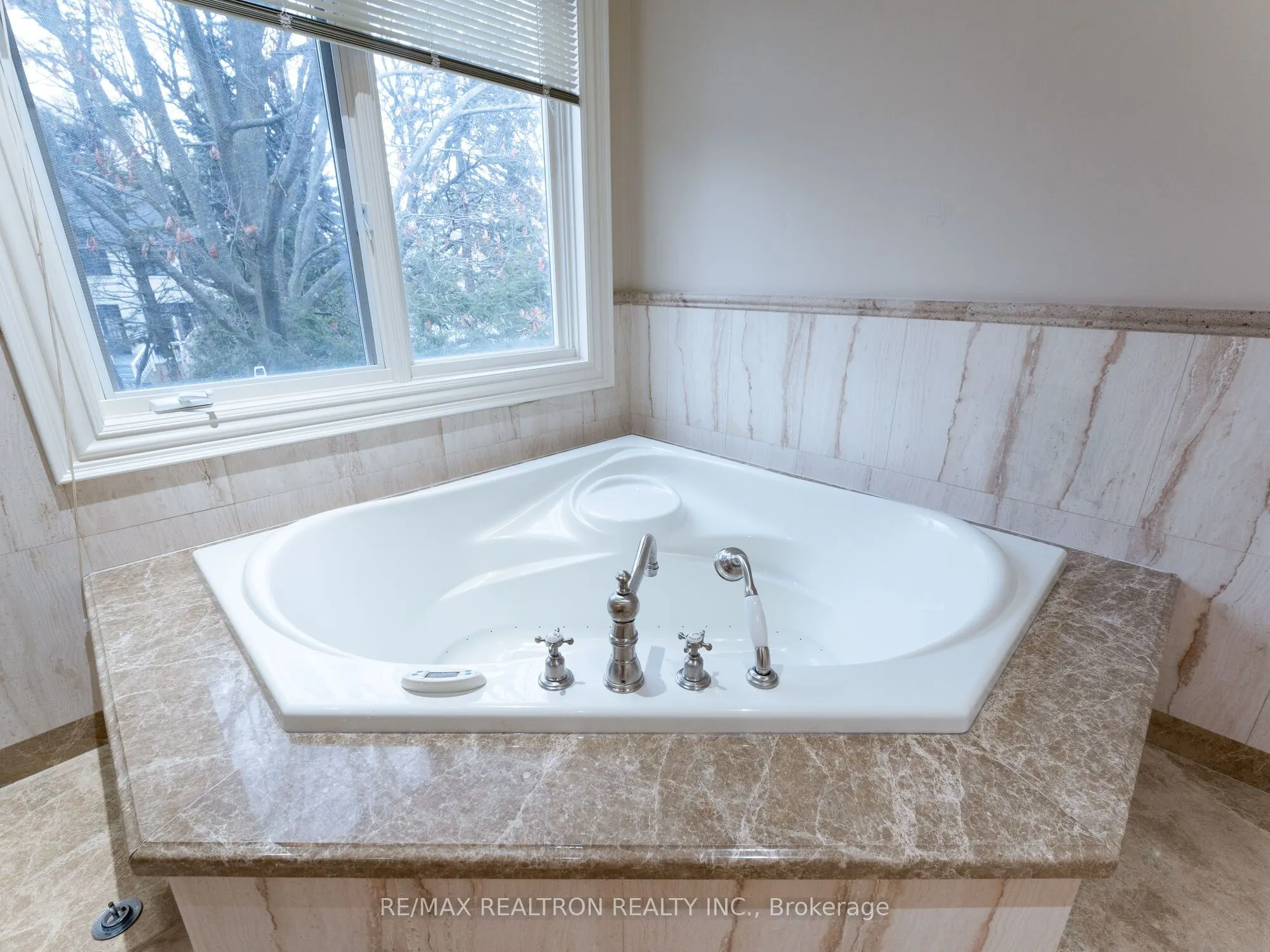 108 Highland Crescent