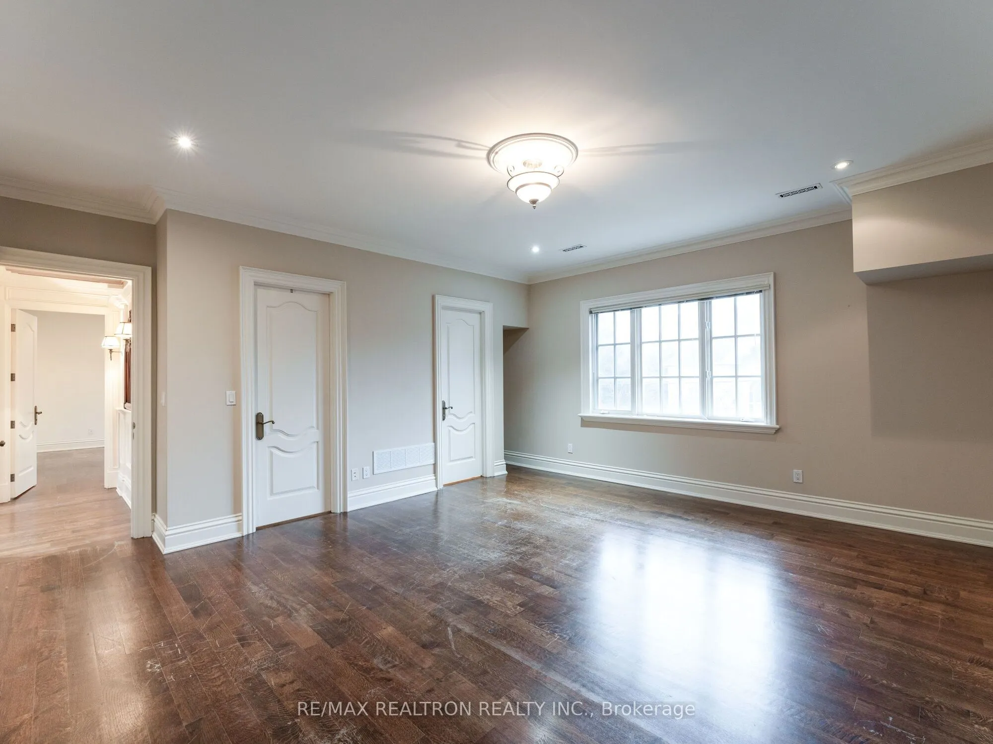 108 Highland Crescent