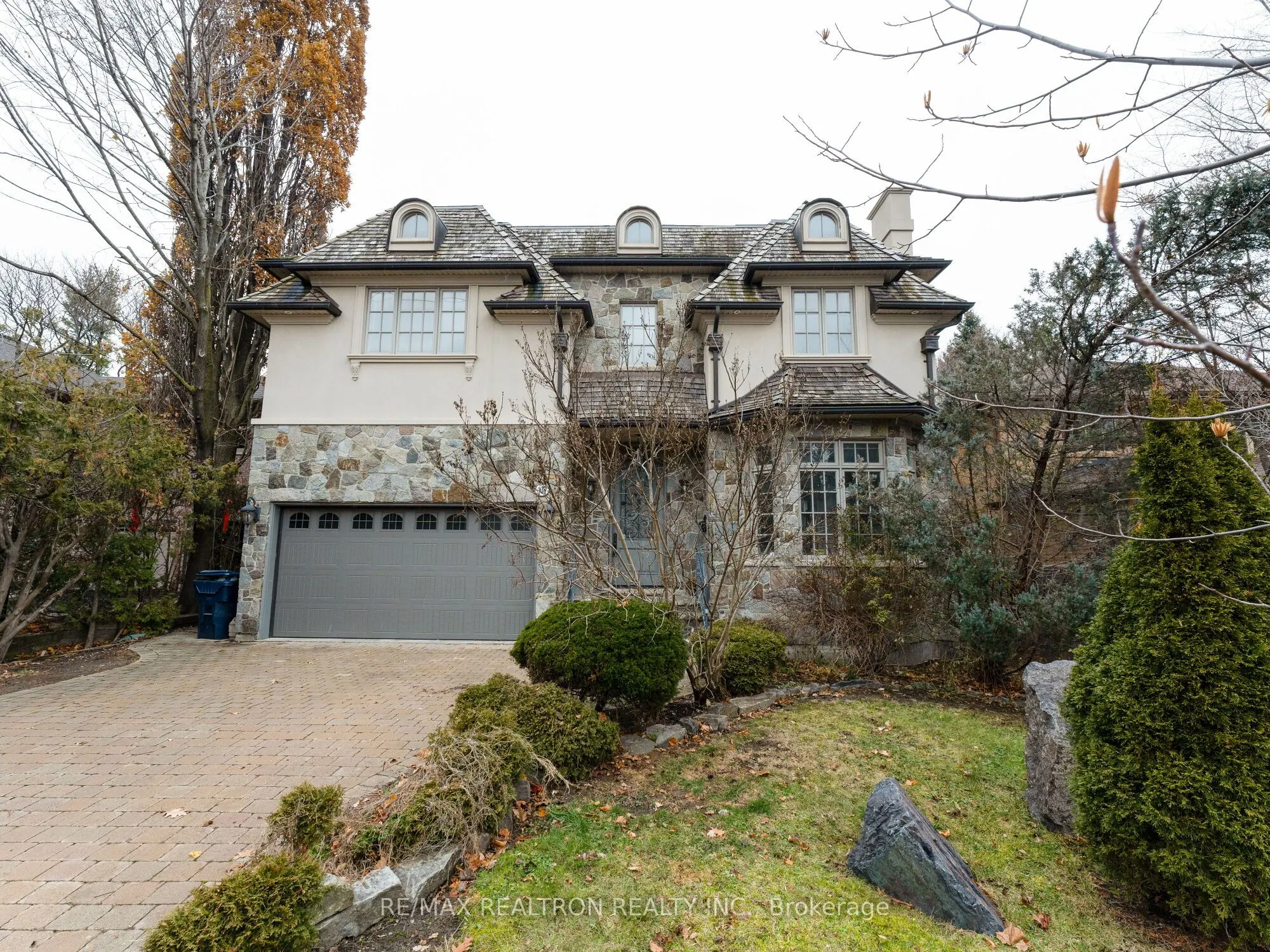 108 Highland Crescent