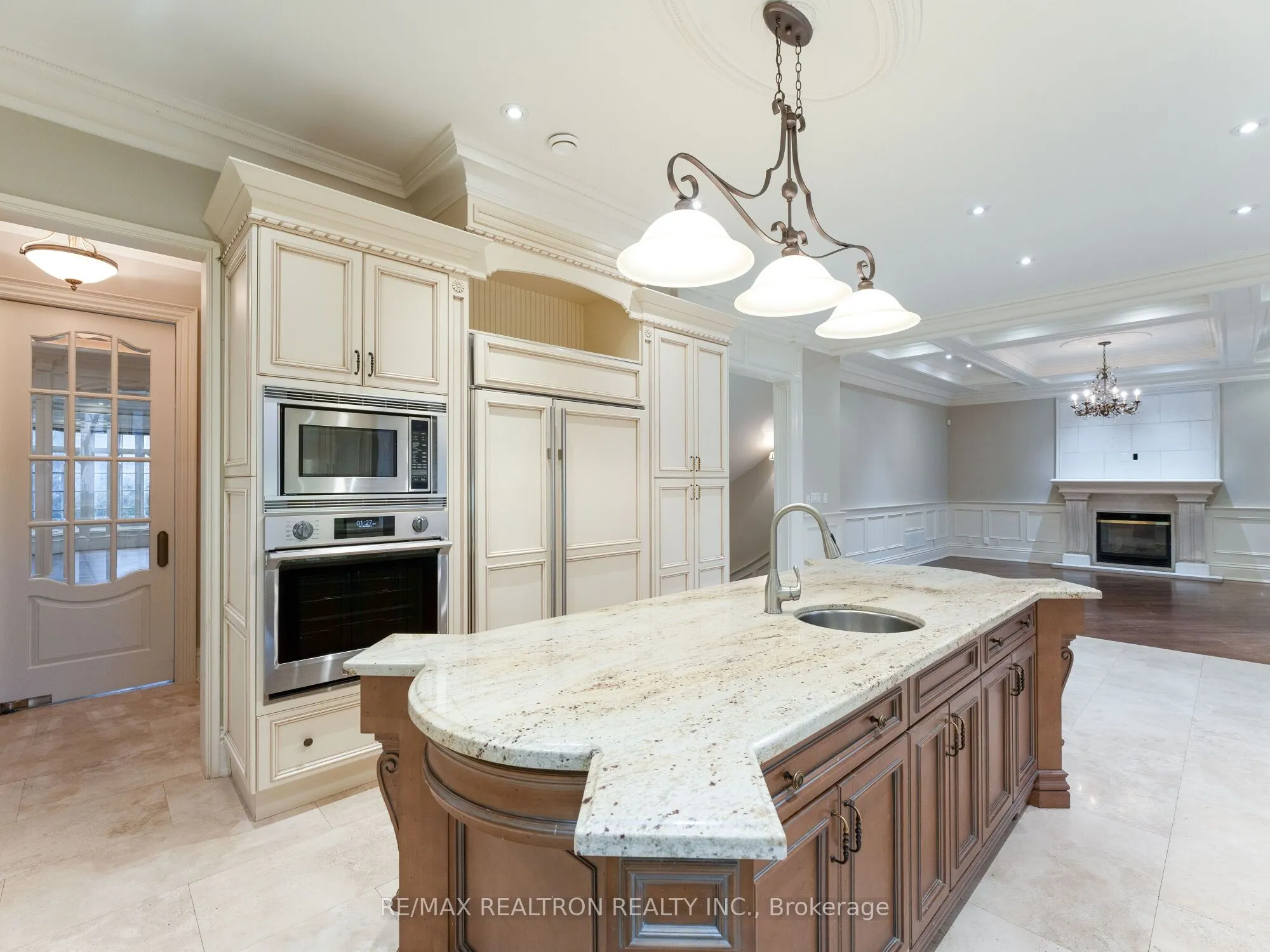 108 Highland Crescent