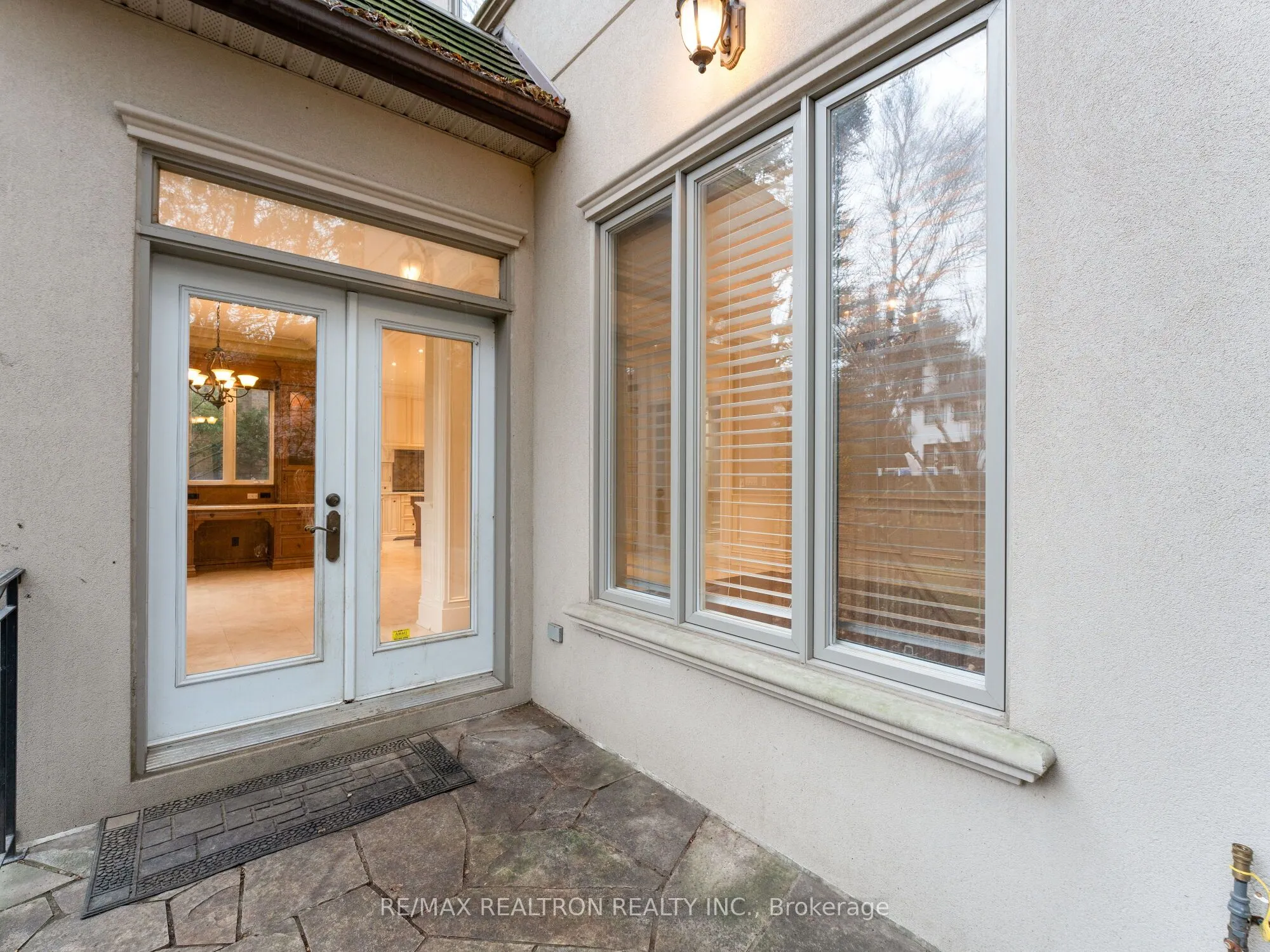 108 Highland Crescent