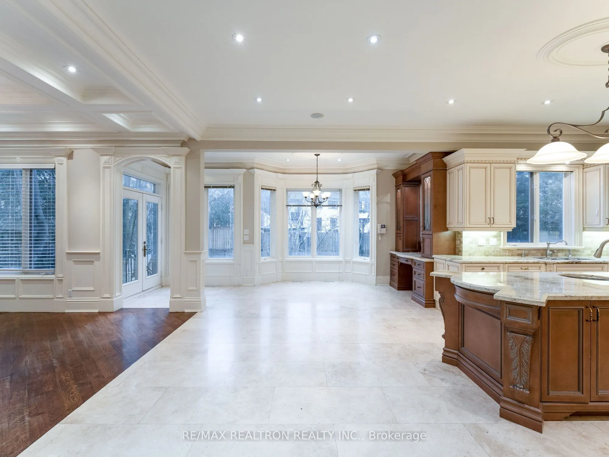 108 Highland Crescent