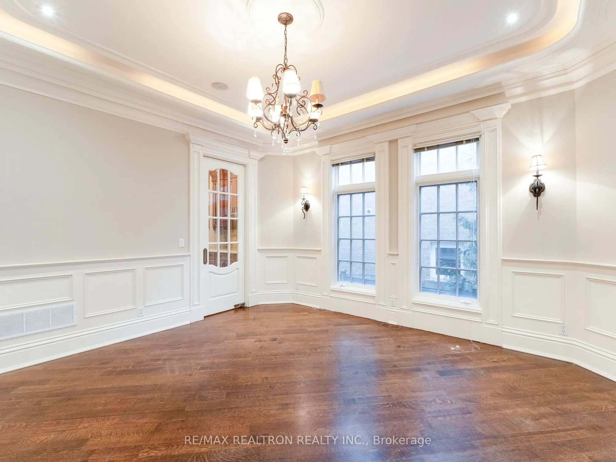 108 Highland Crescent