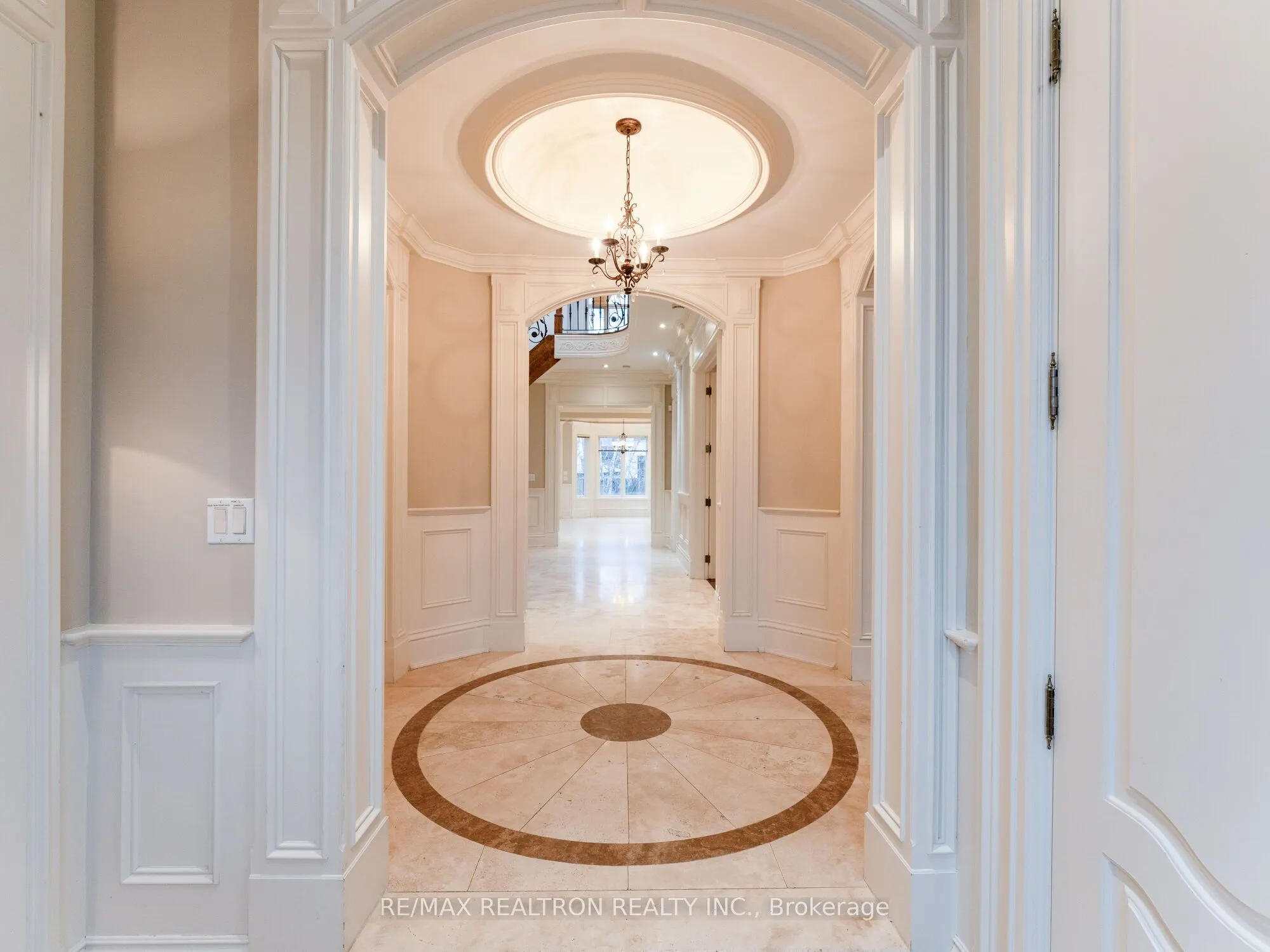 108 Highland Crescent