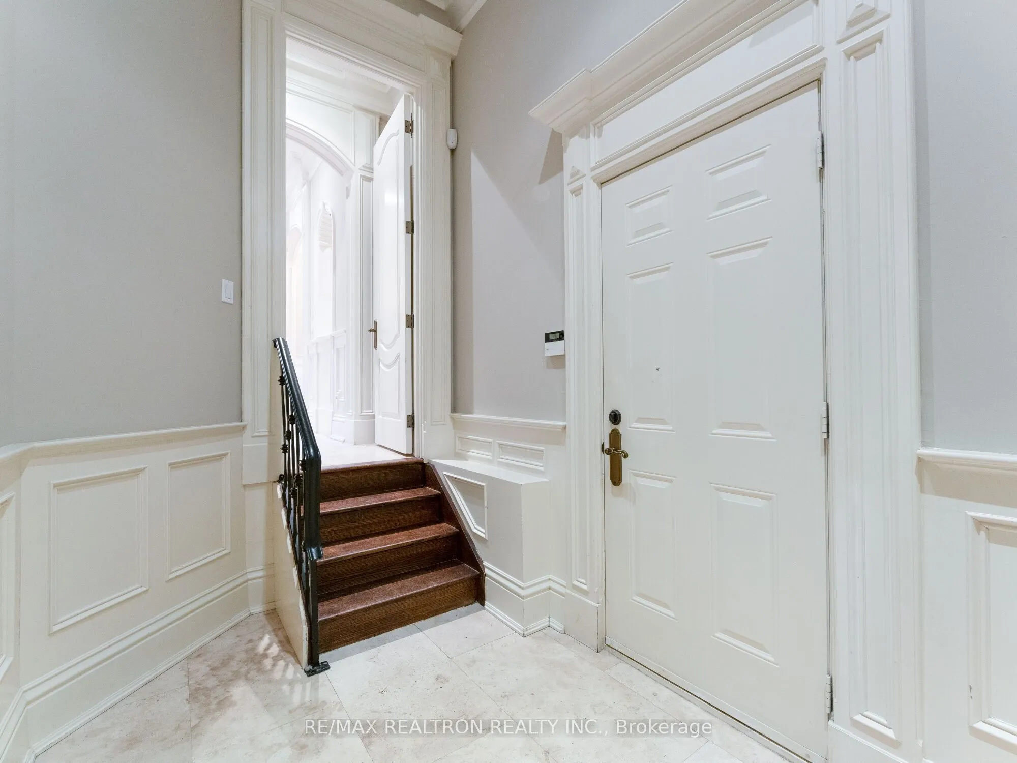 108 Highland Crescent