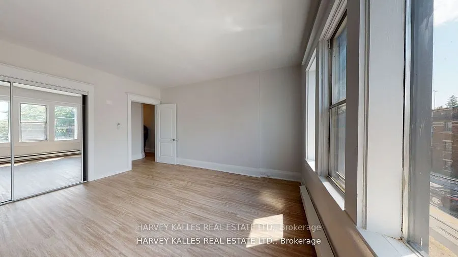 1065 Bathurst Street, #5