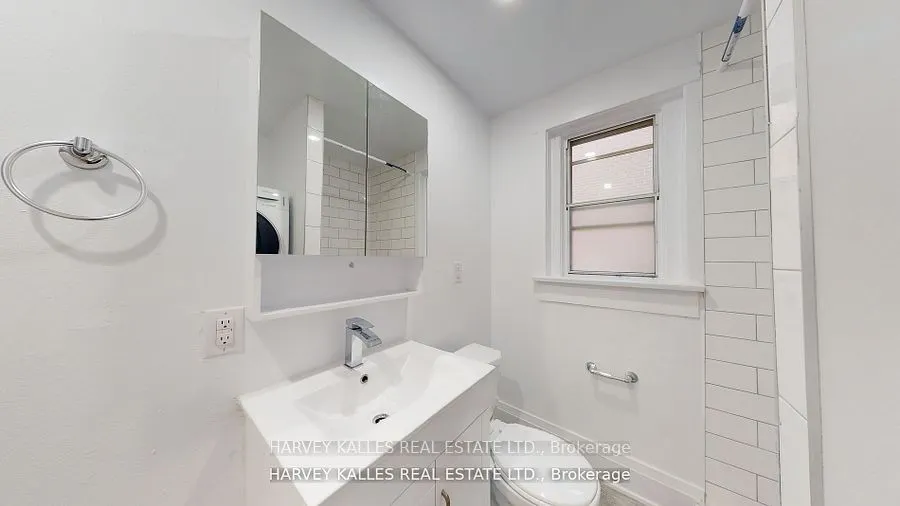 1065 Bathurst Street, #5