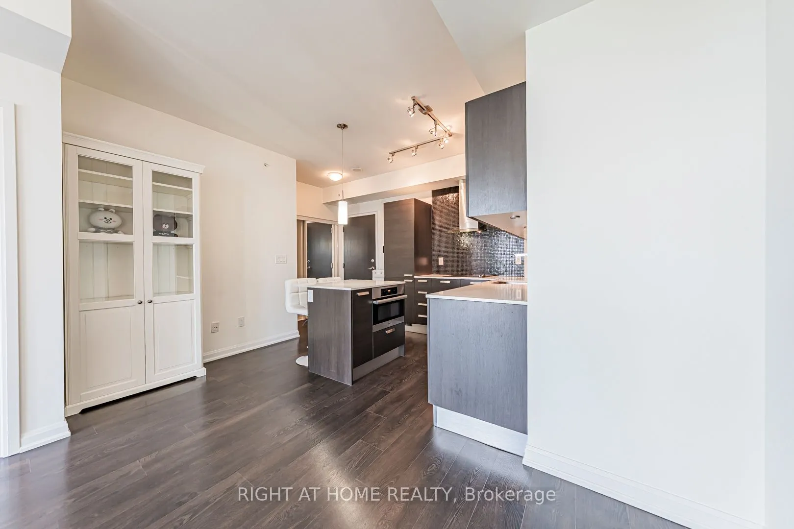 9 Bogert Avenue, #3101