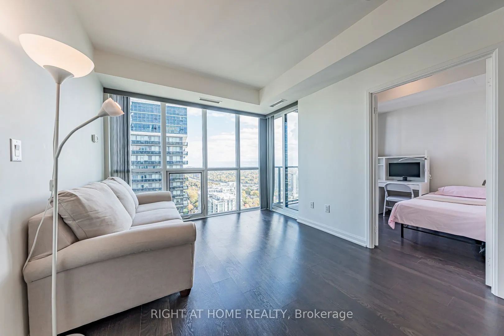 9 Bogert Avenue, #3101