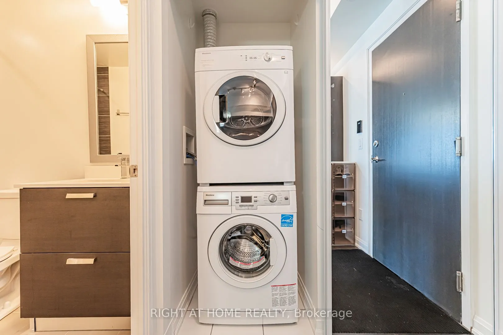 9 Bogert Avenue, #3101