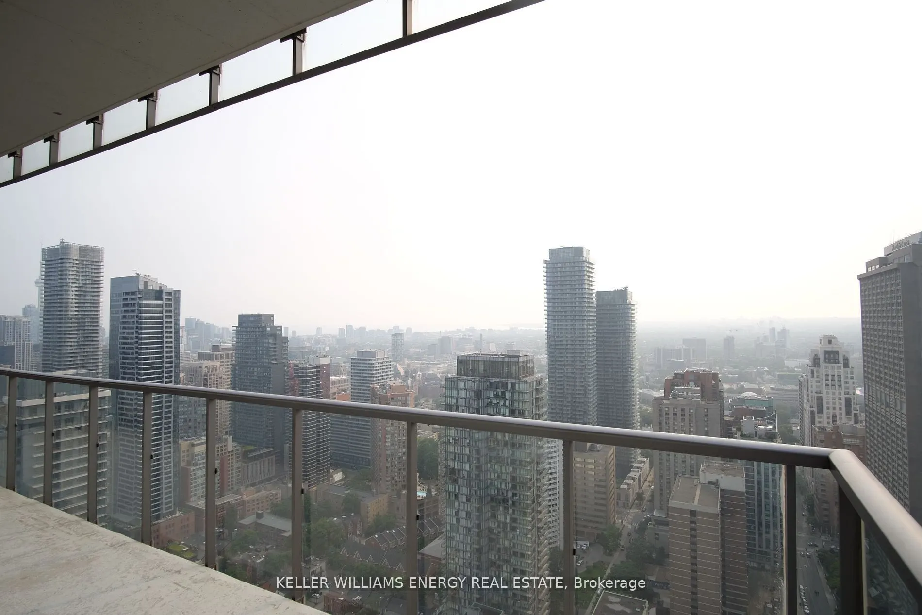 33 Charles Street E, #4305