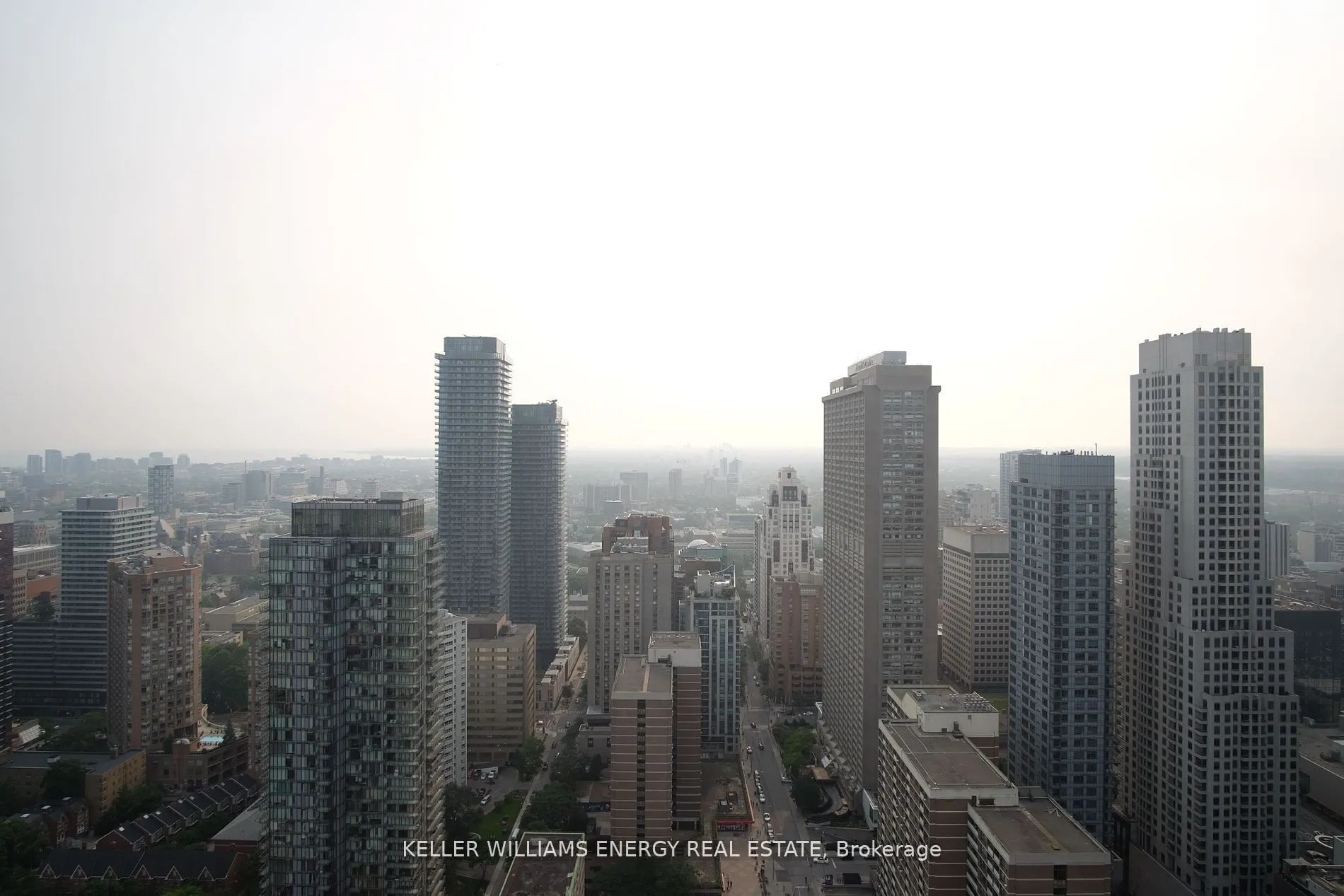 33 Charles Street E, #4305