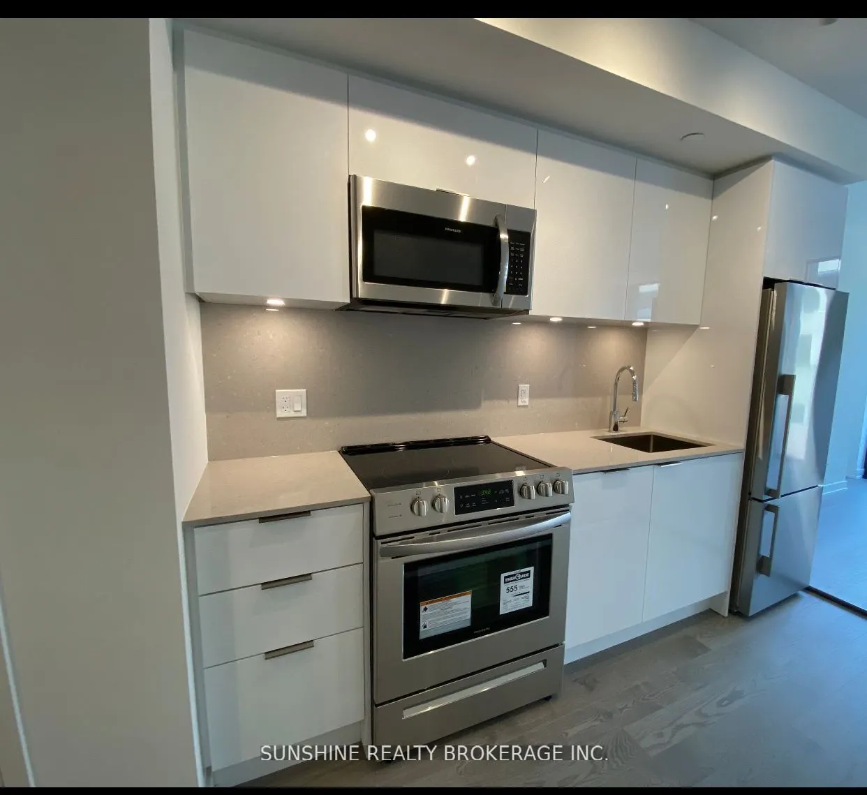 25 Richmond Street E, #422