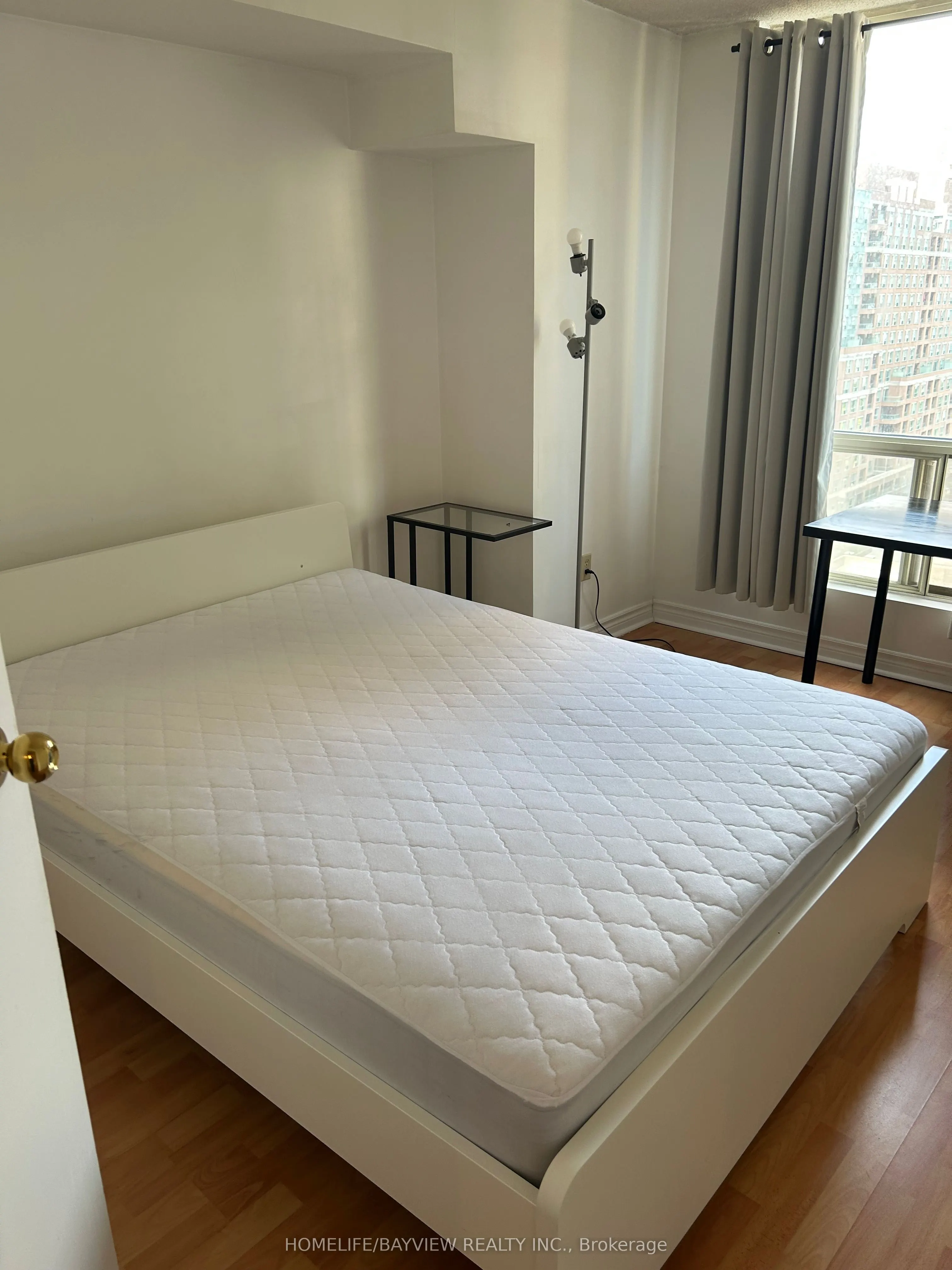 25 Grenville Street, #1210