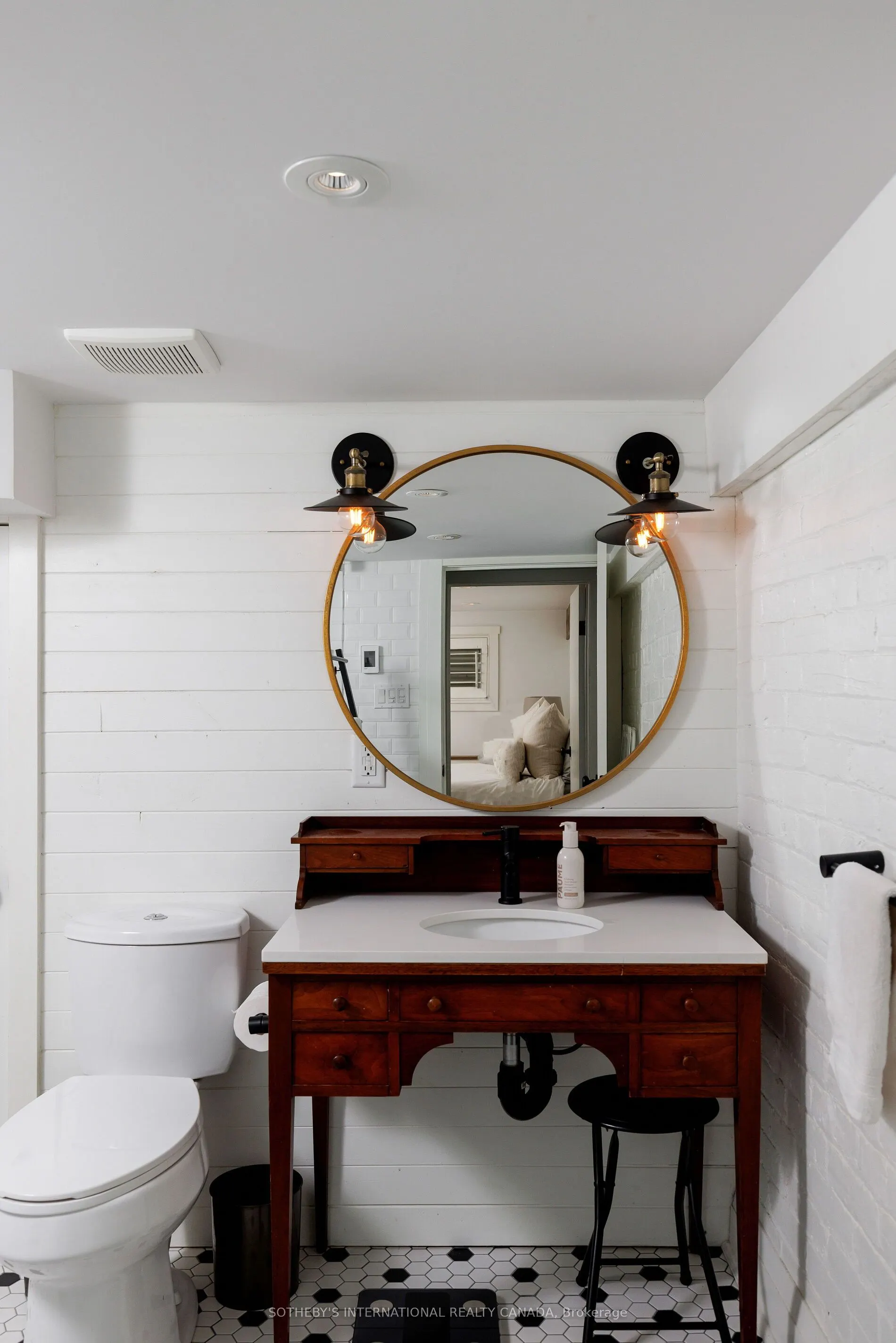 116 Shaftesbury Avenue