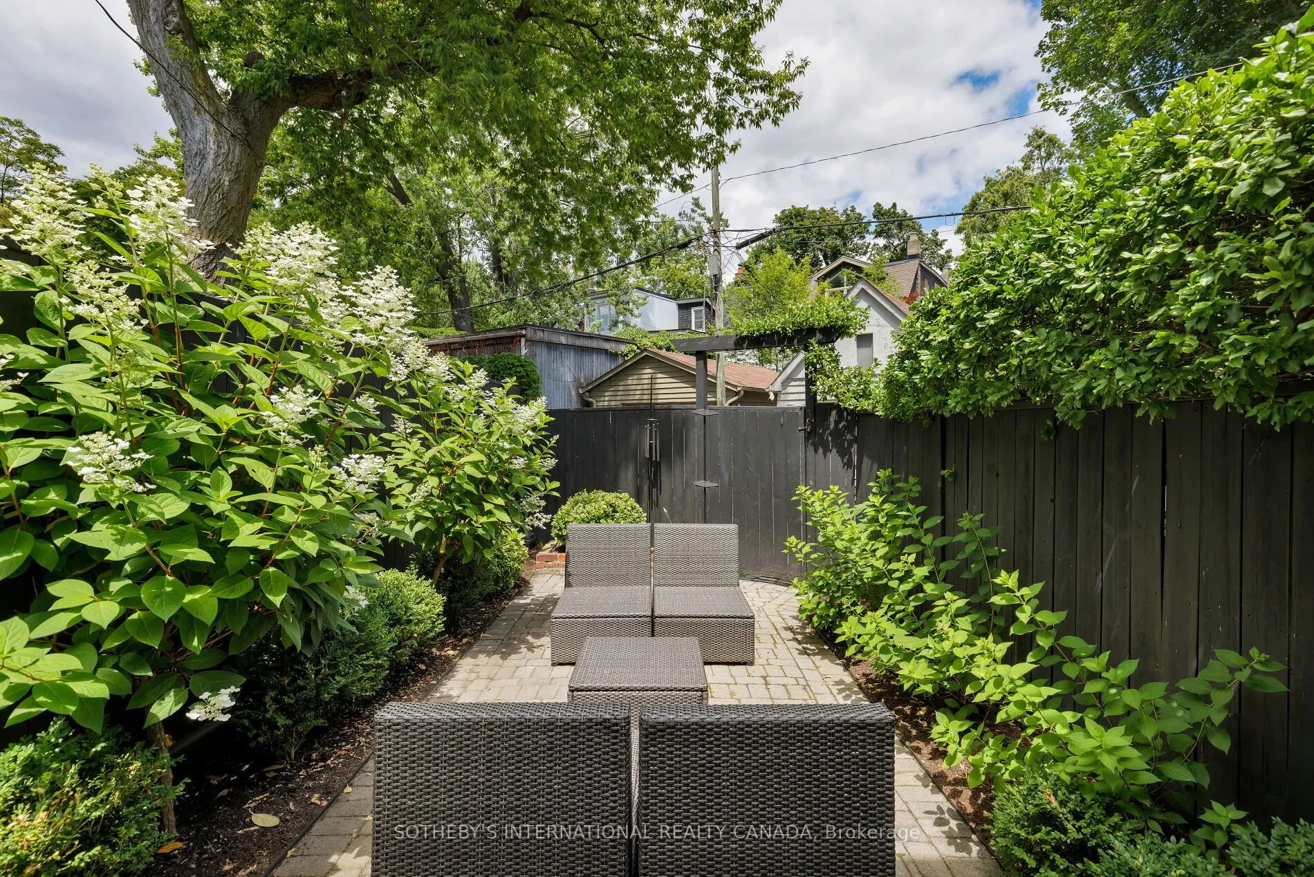 116 Shaftesbury Avenue