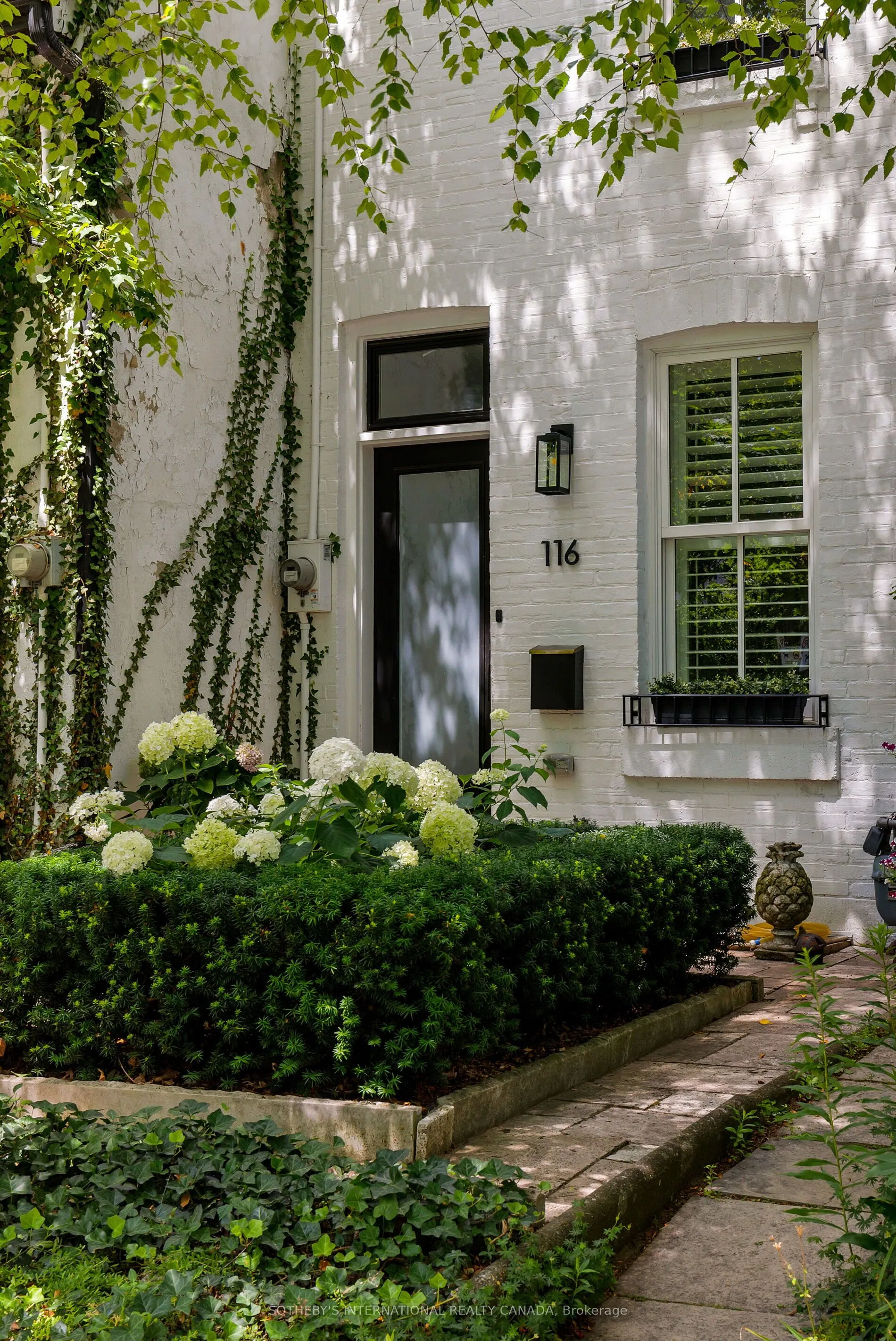 116 Shaftesbury Avenue