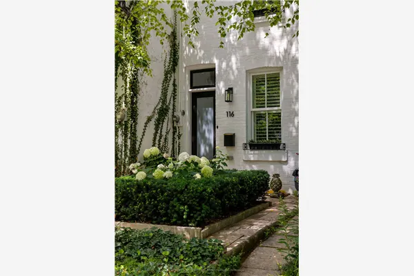 116 Shaftesbury Avenue