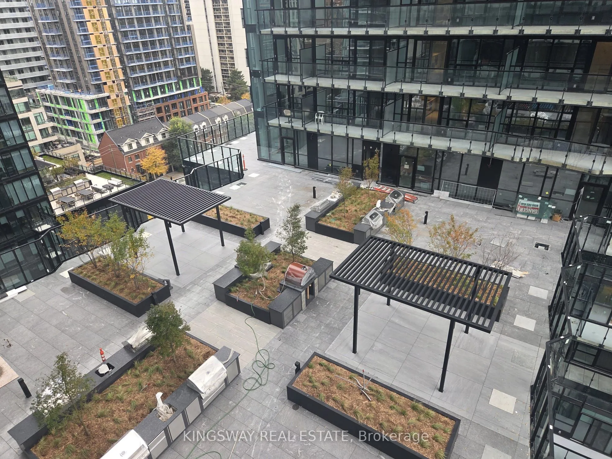 110 Broadway Avenue, #1208