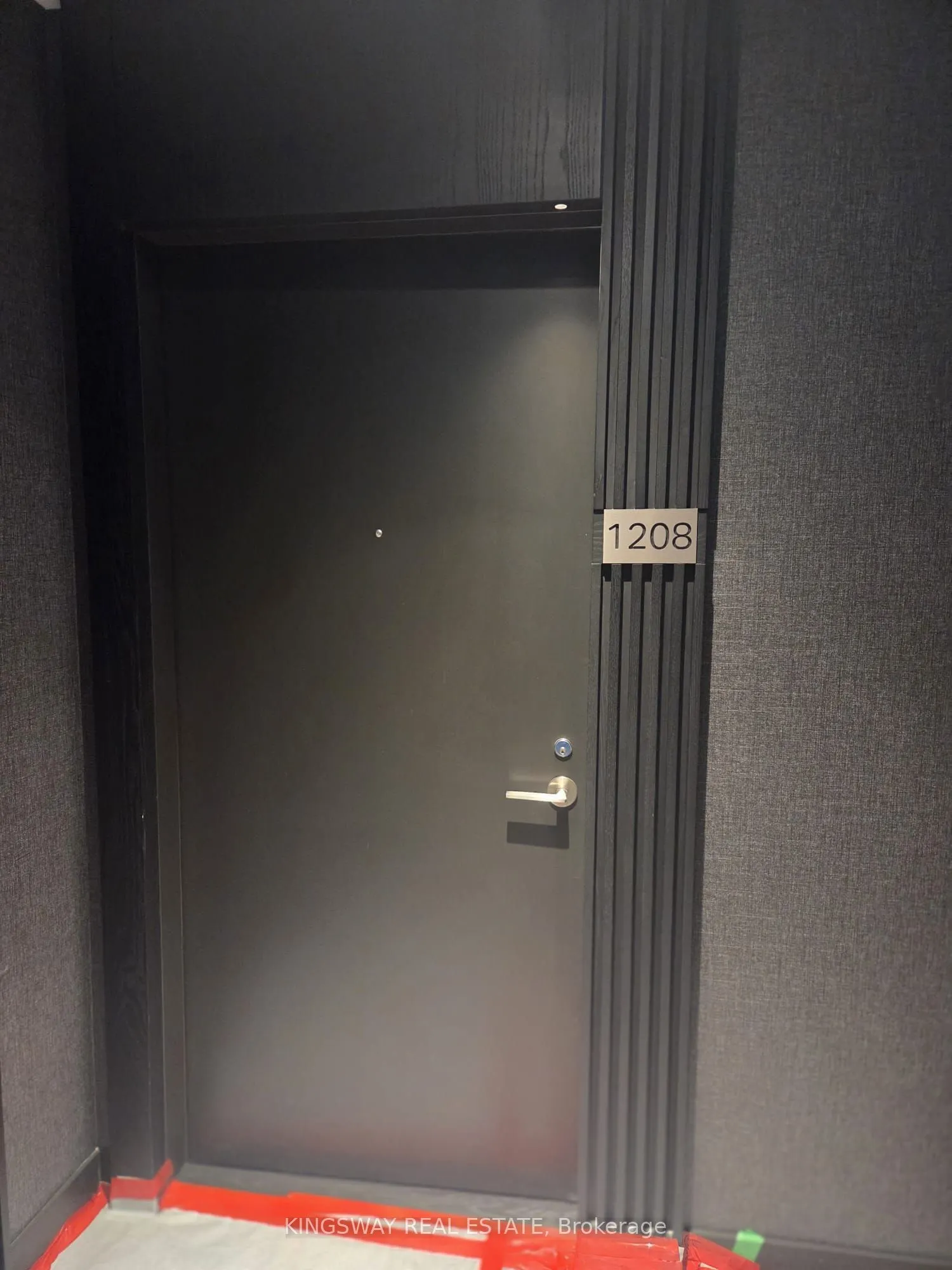 110 Broadway Avenue, #1208