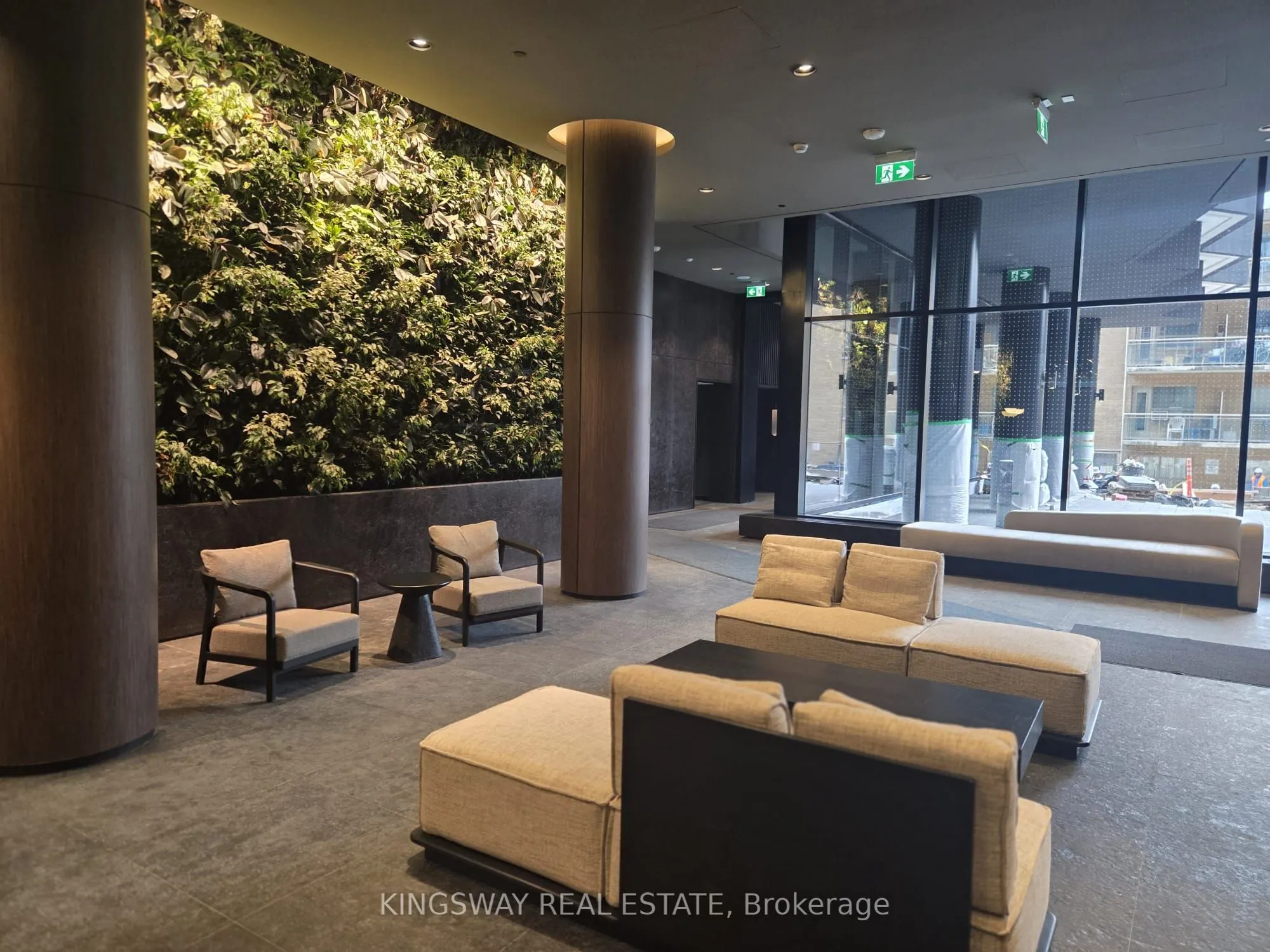 110 Broadway Avenue, #1208