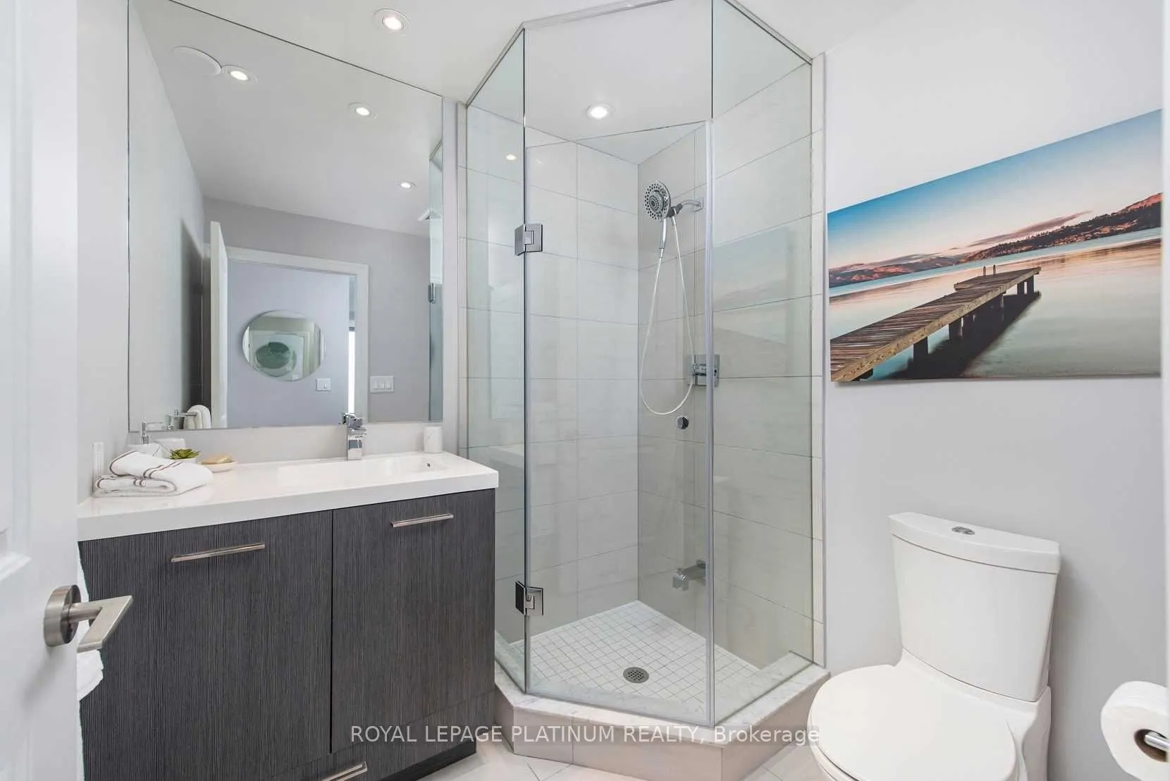 8 The Esplanade, #2402