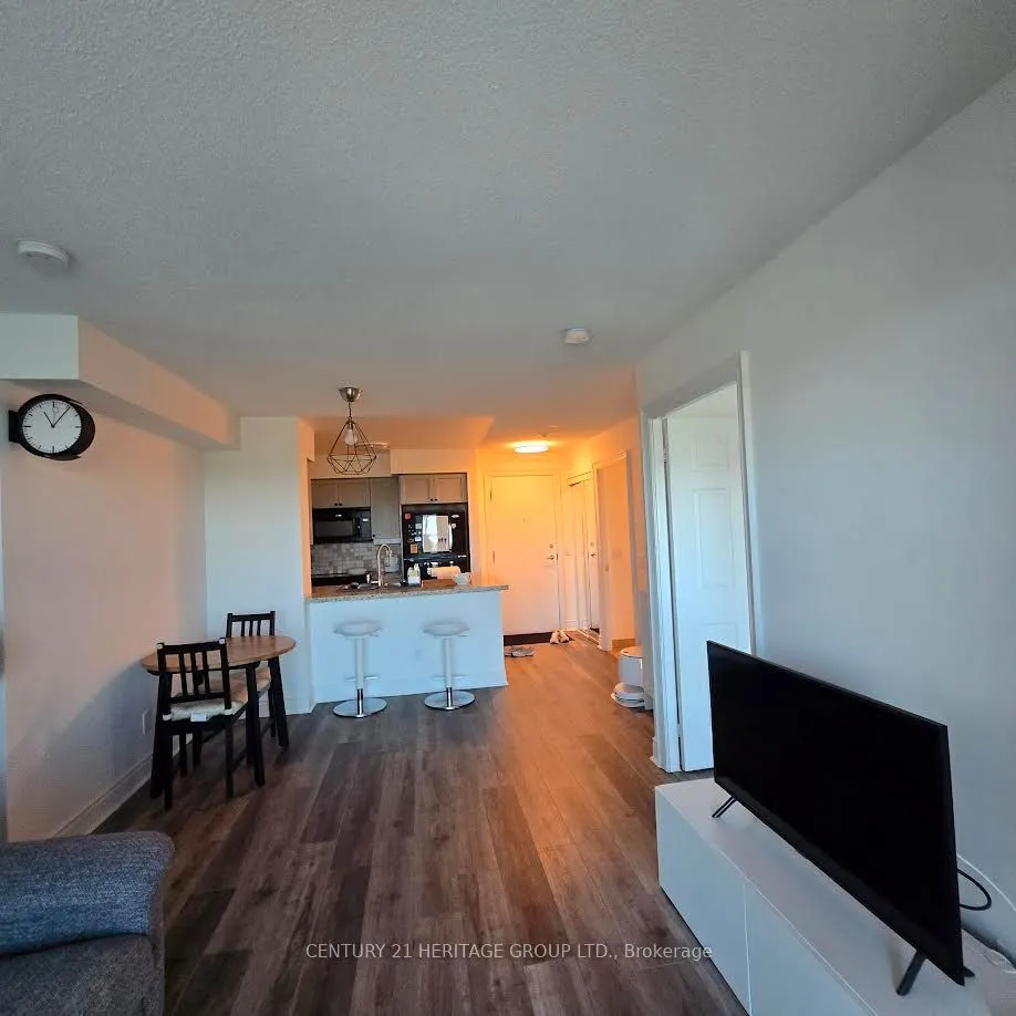 25 Greenview Avenue, #918