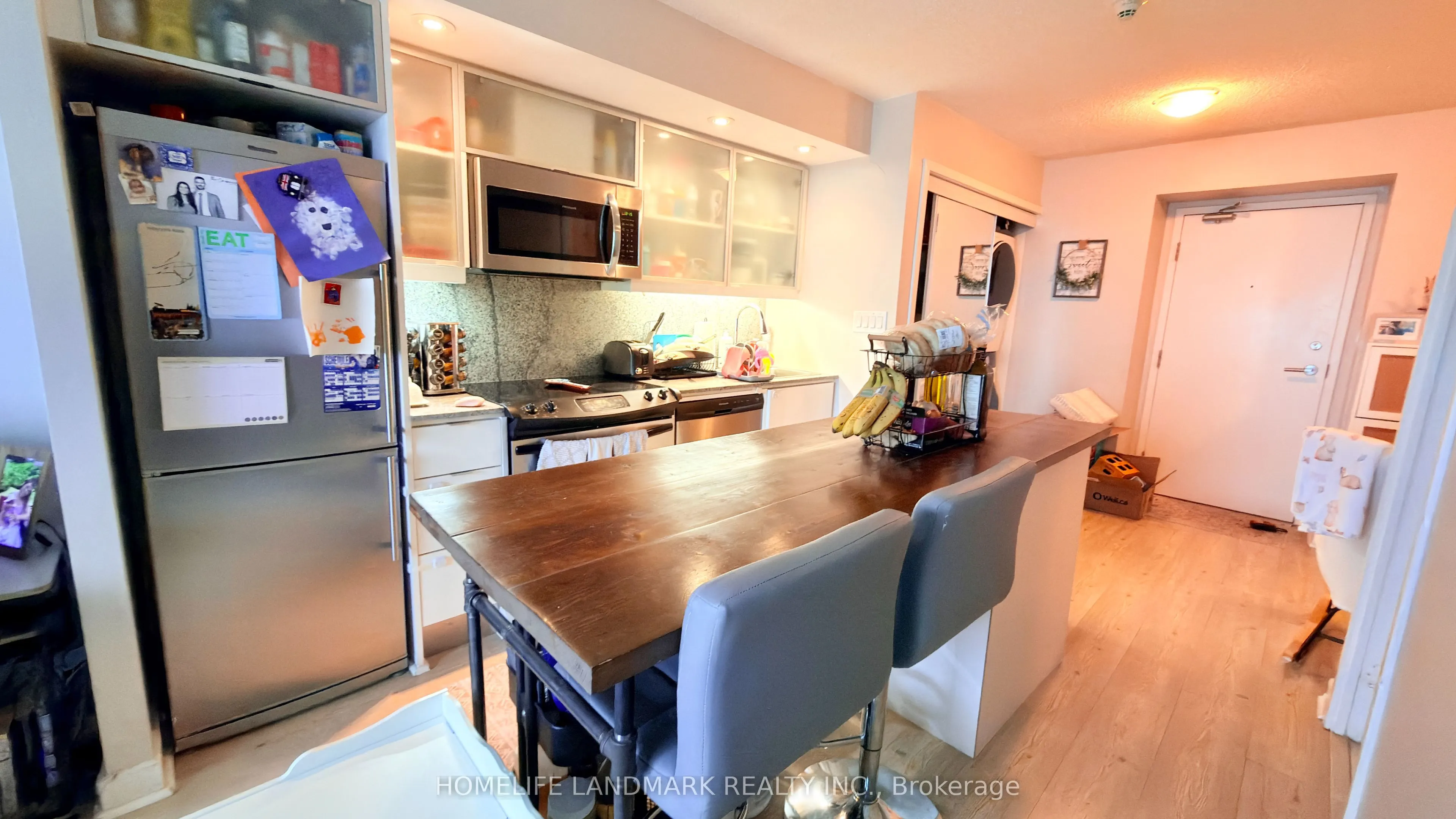 25 Telegram Mews, #4808