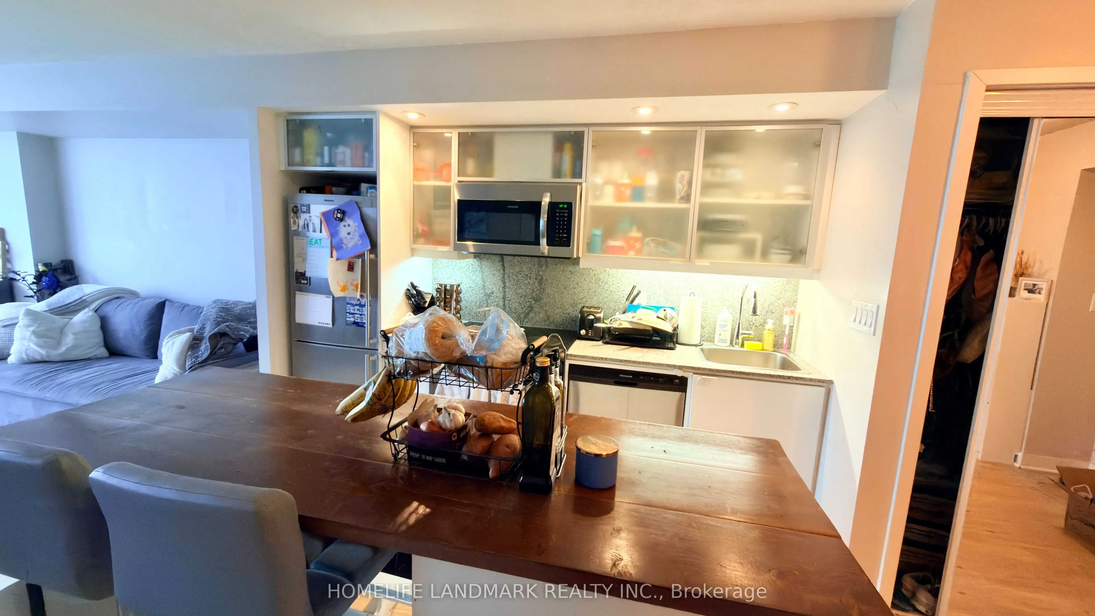 25 Telegram Mews, #4808