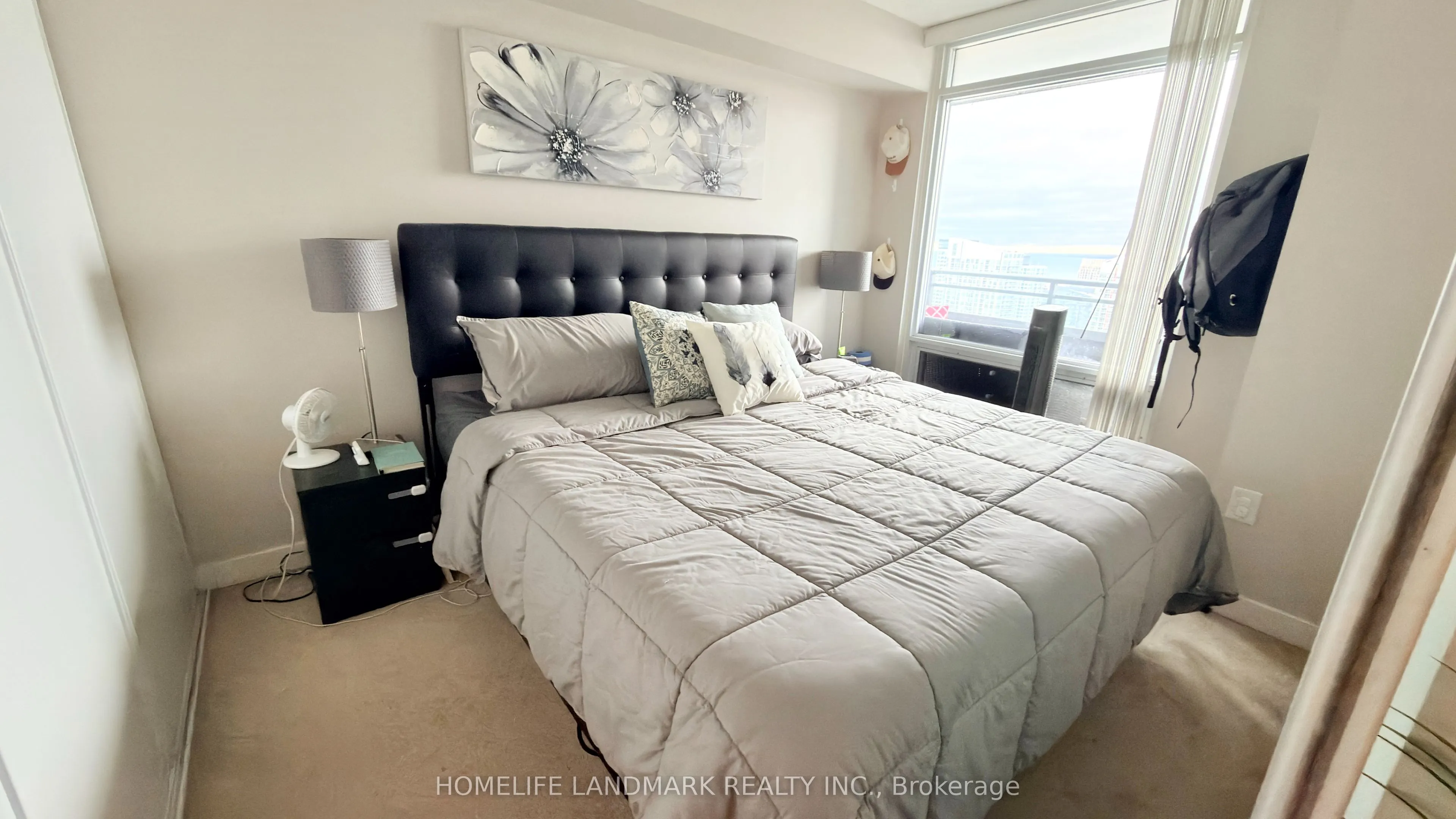 25 Telegram Mews, #4808