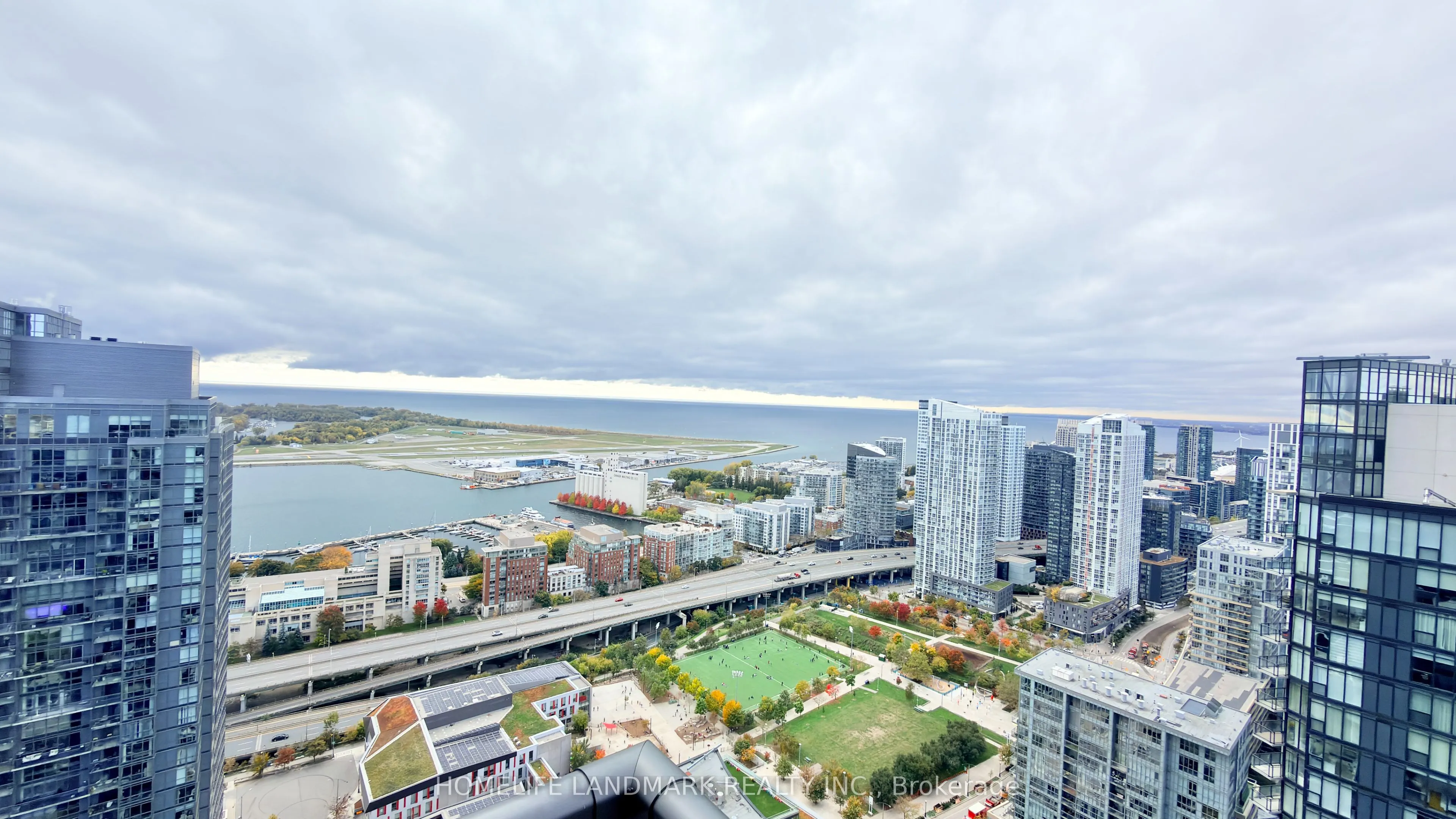 25 Telegram Mews, #4808