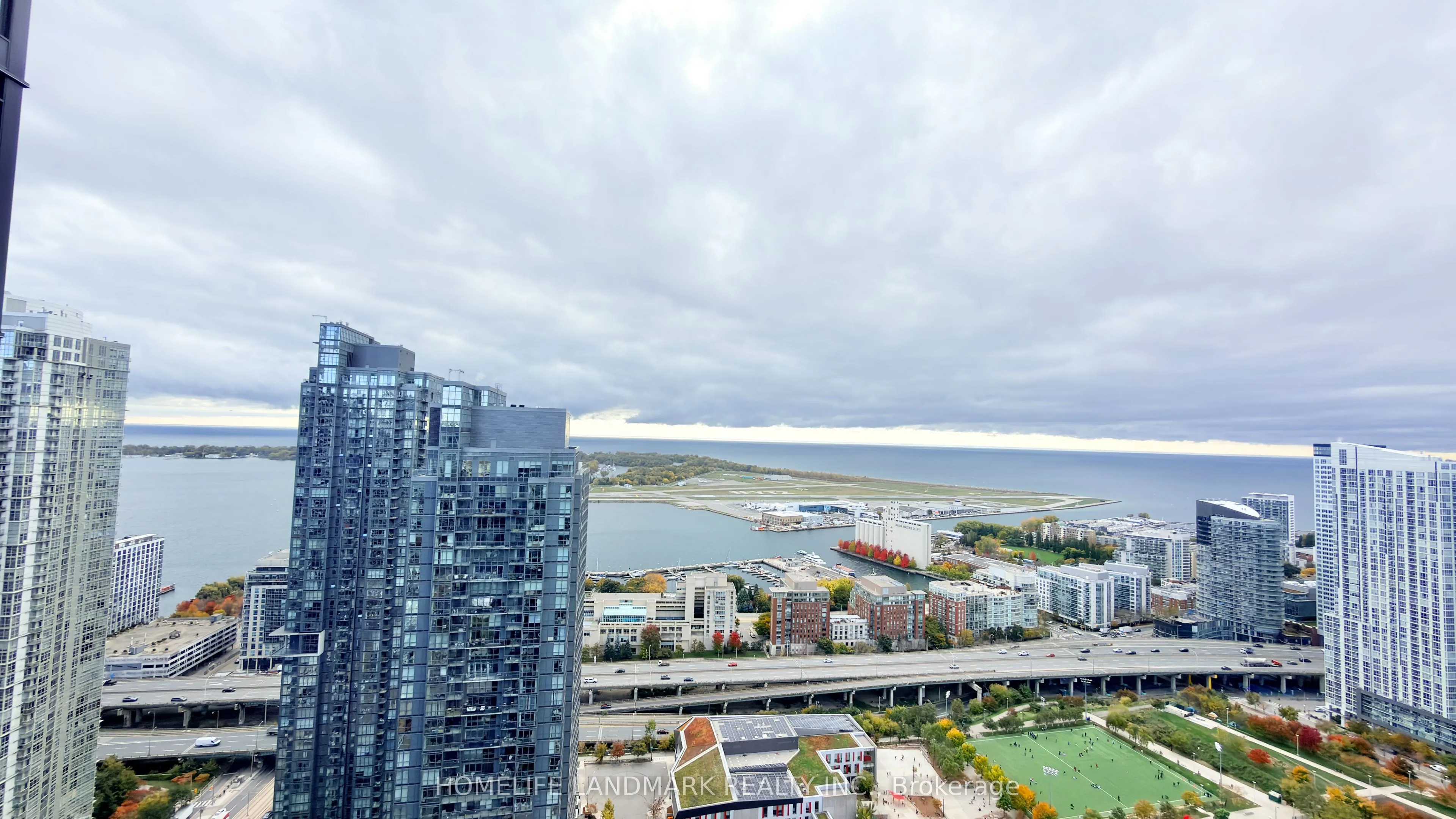 25 Telegram Mews, #4808