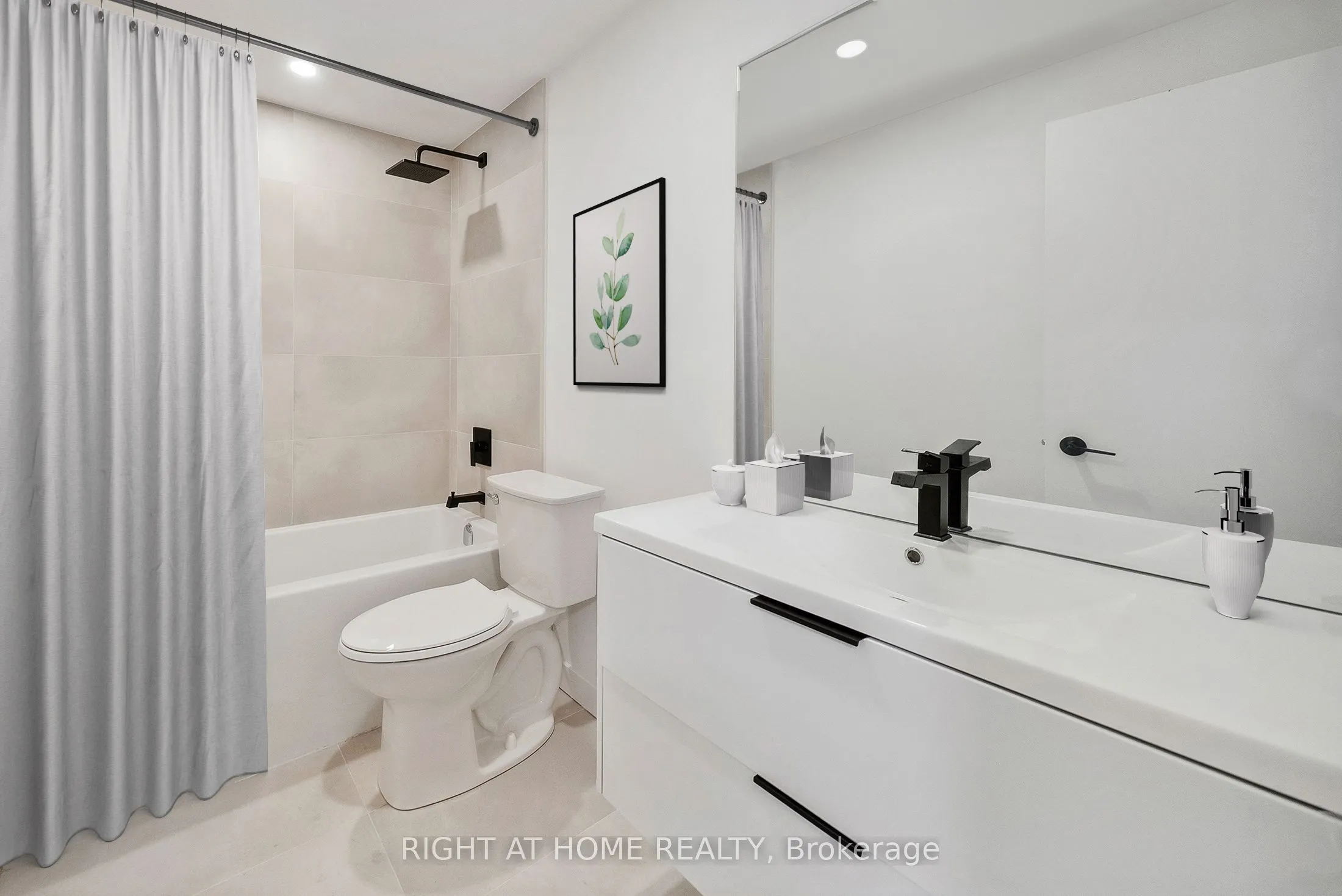 367 Howland Avenue, #5