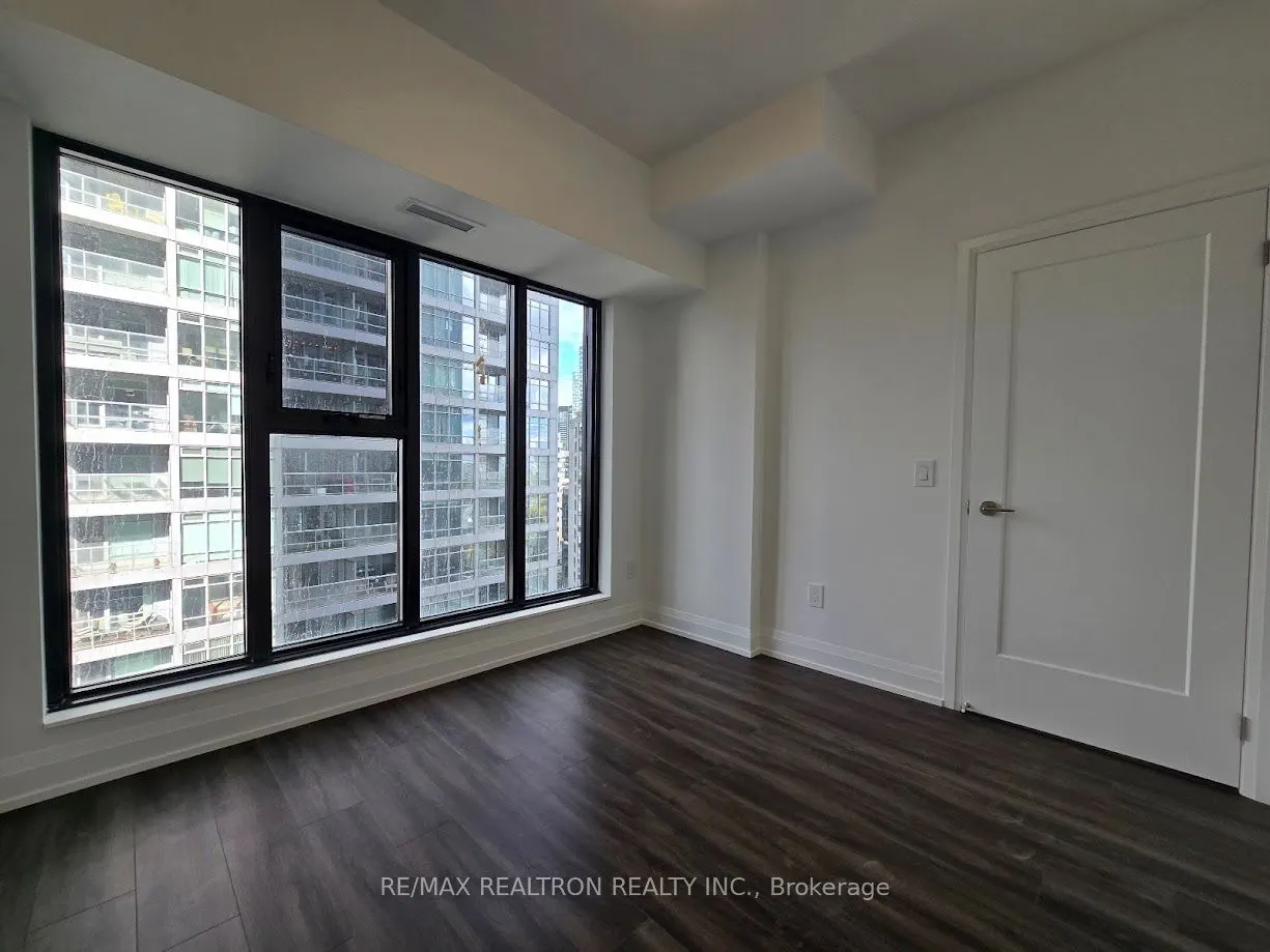 20 Soudan Avenue, #1109