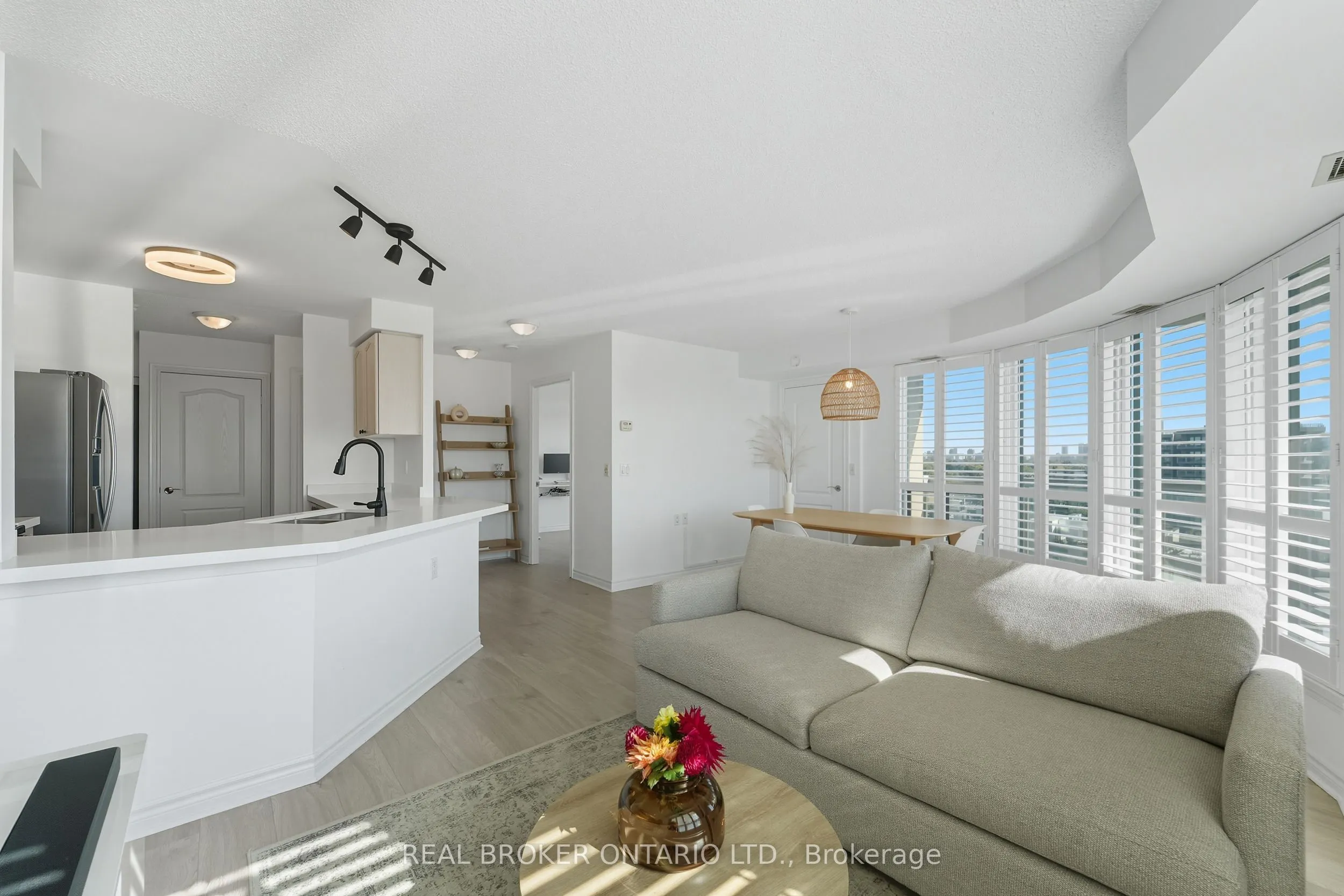 1030 Sheppard Avenue W, #704