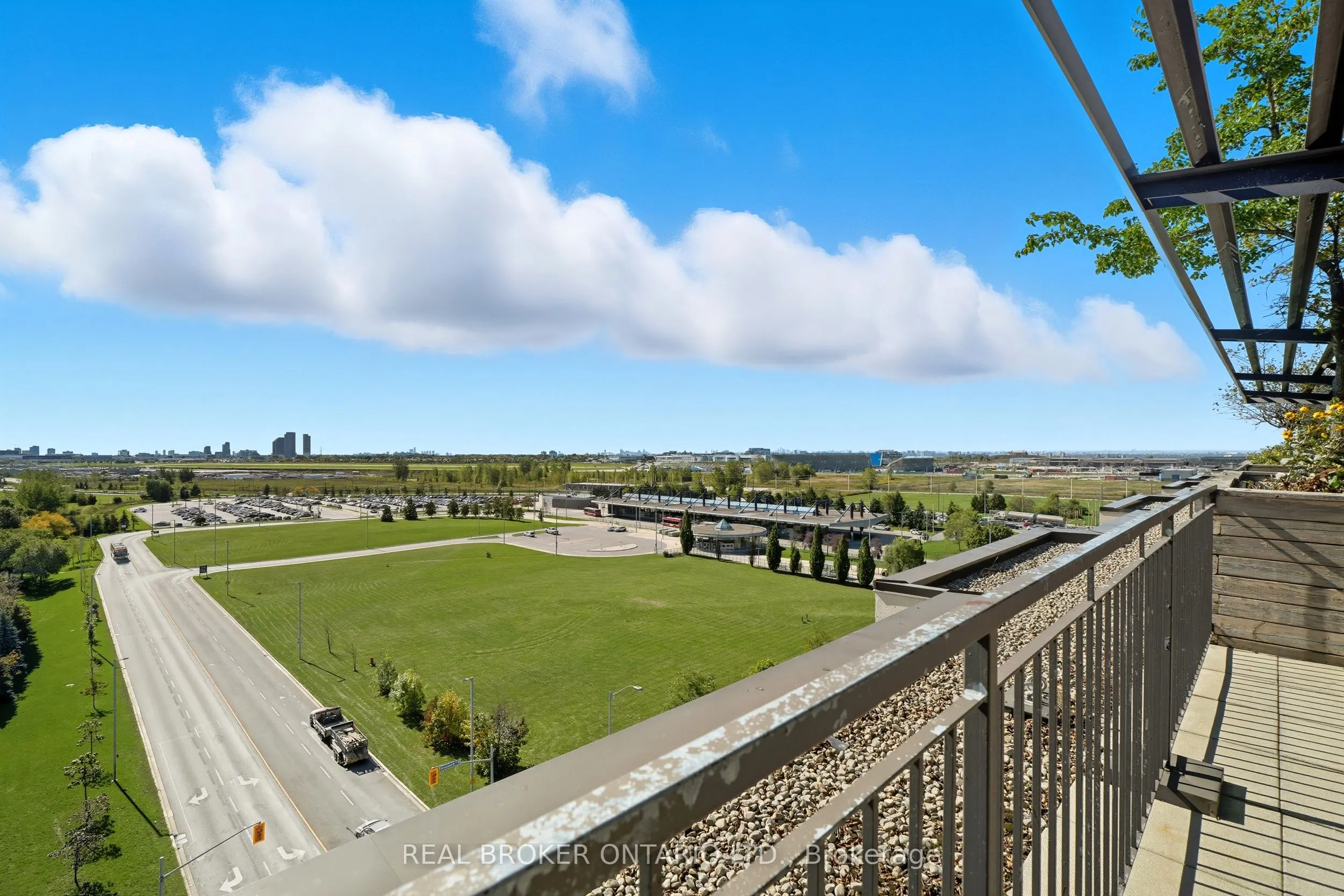 1030 Sheppard Avenue W, #704