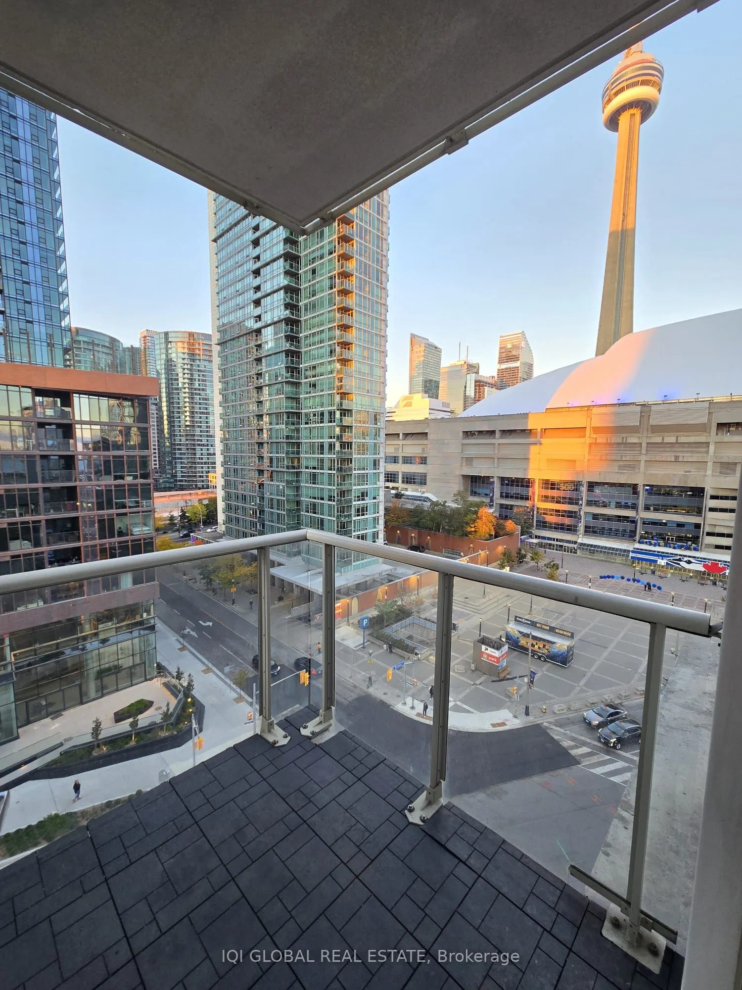 10 Navy Wharf Court, #1106