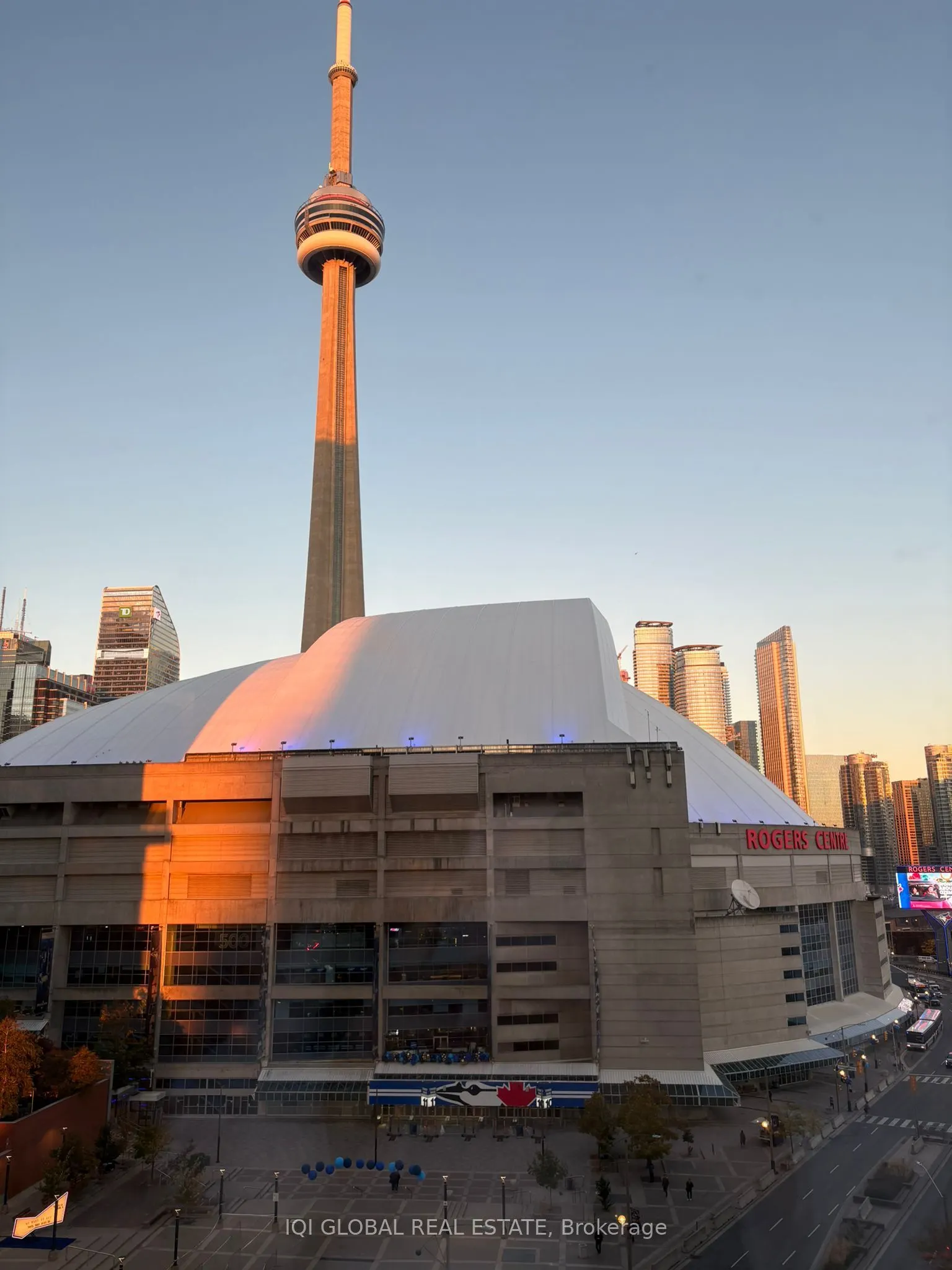 10 Navy Wharf Court, #1106