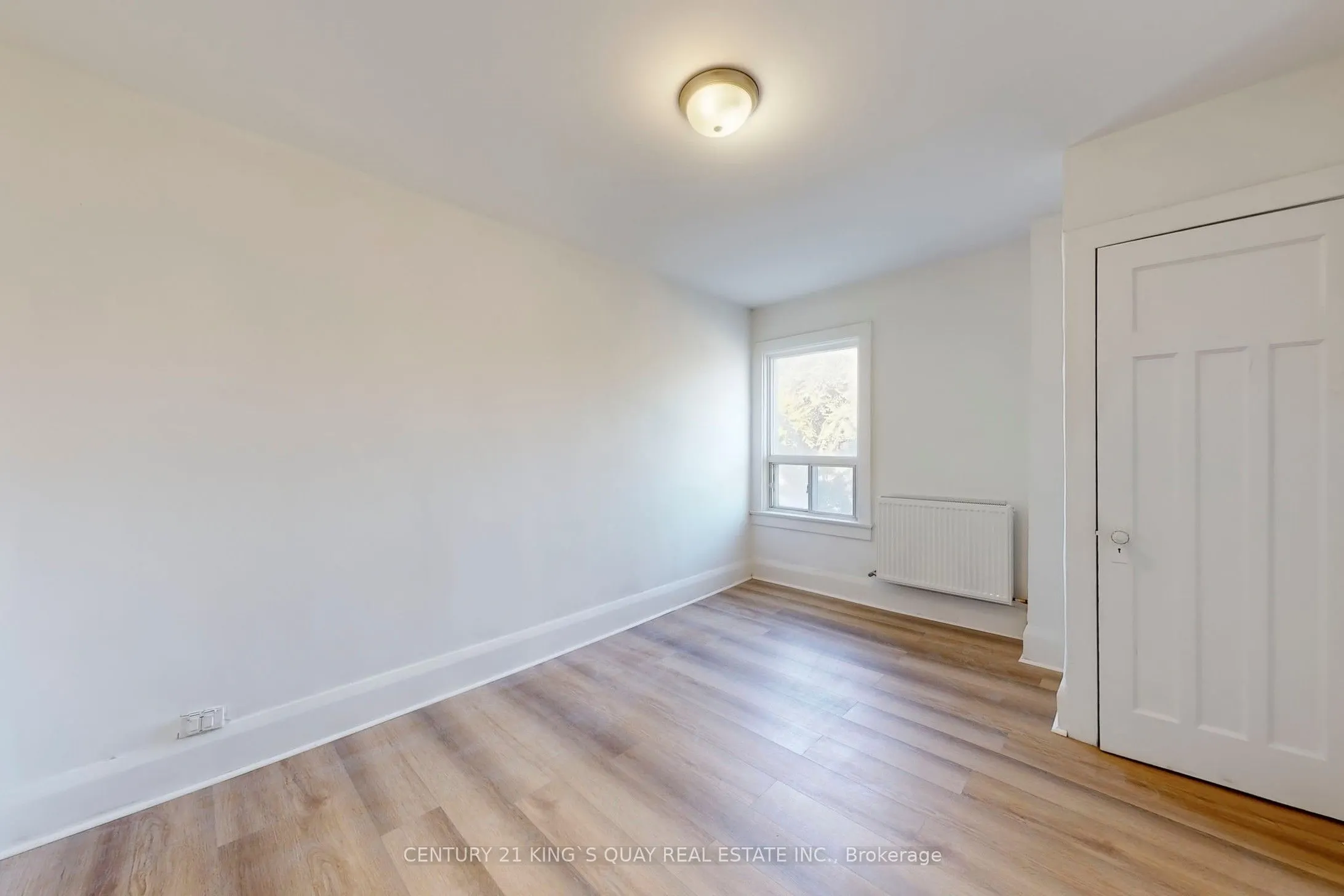 229 Bellwoods Avenue