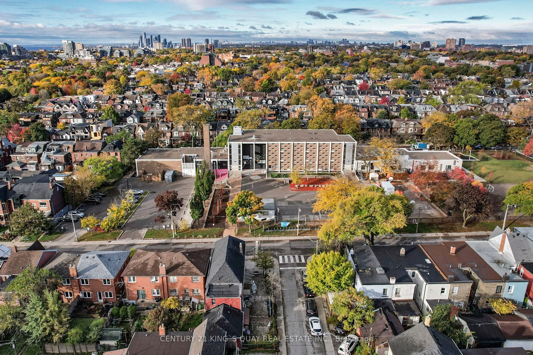 229 Bellwoods Avenue