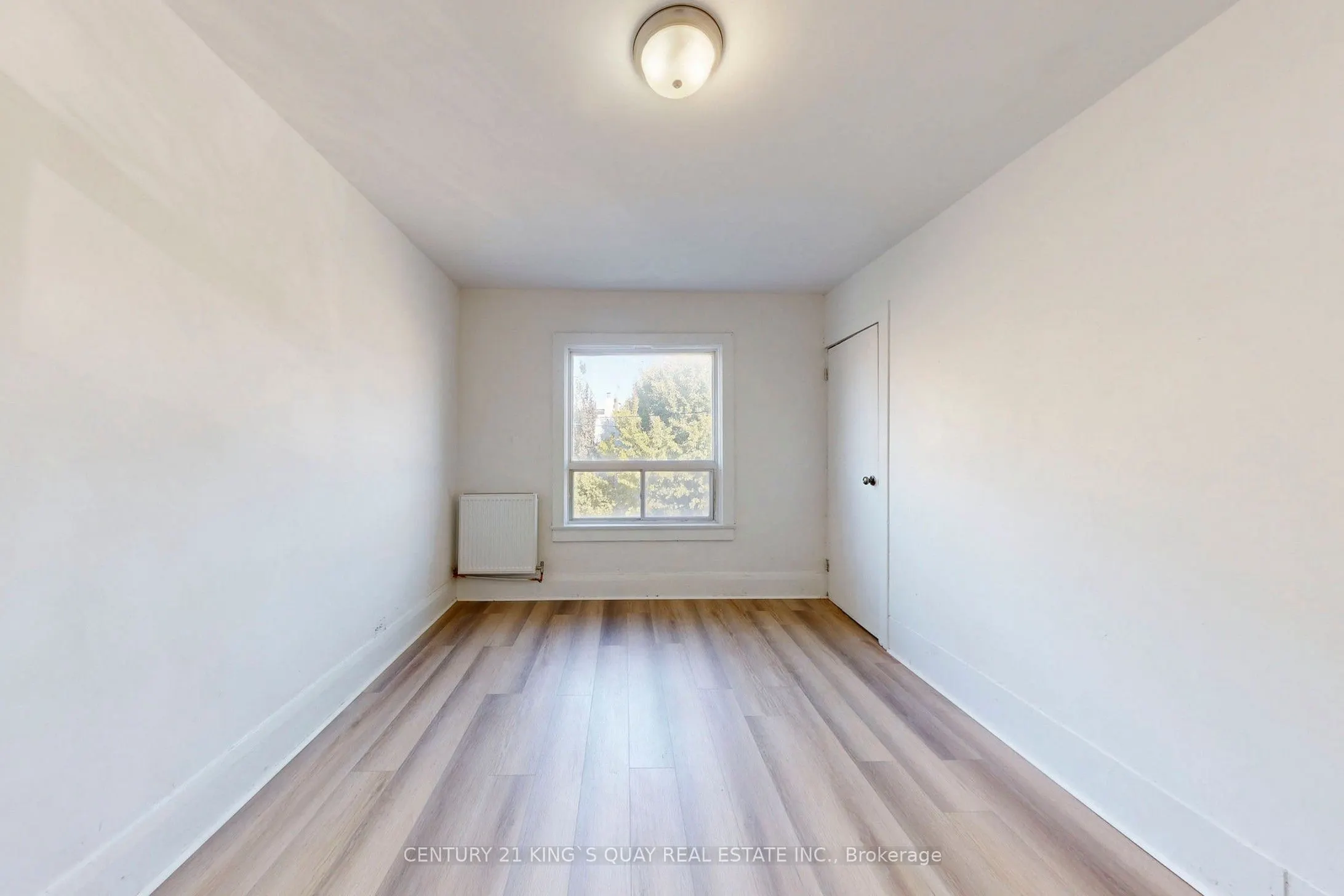 229 Bellwoods Avenue