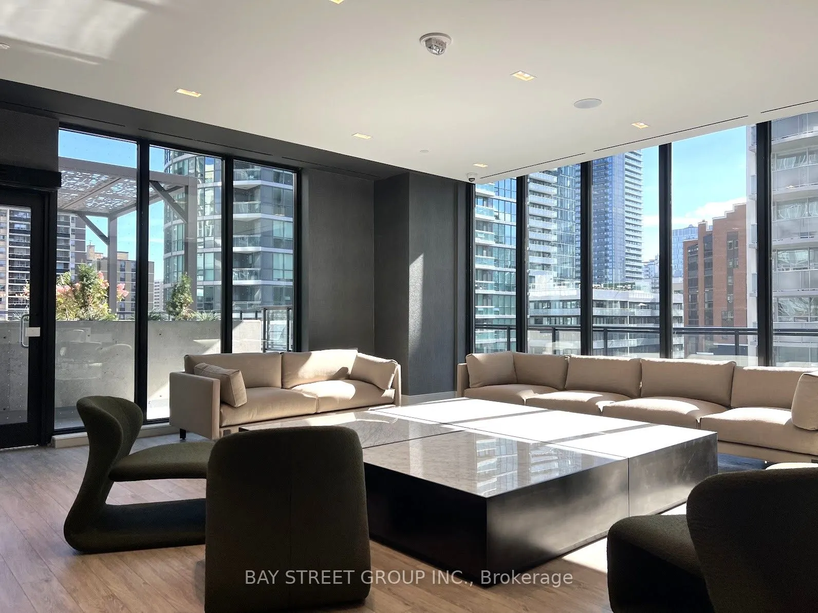 65 Broadway Avenue, #416