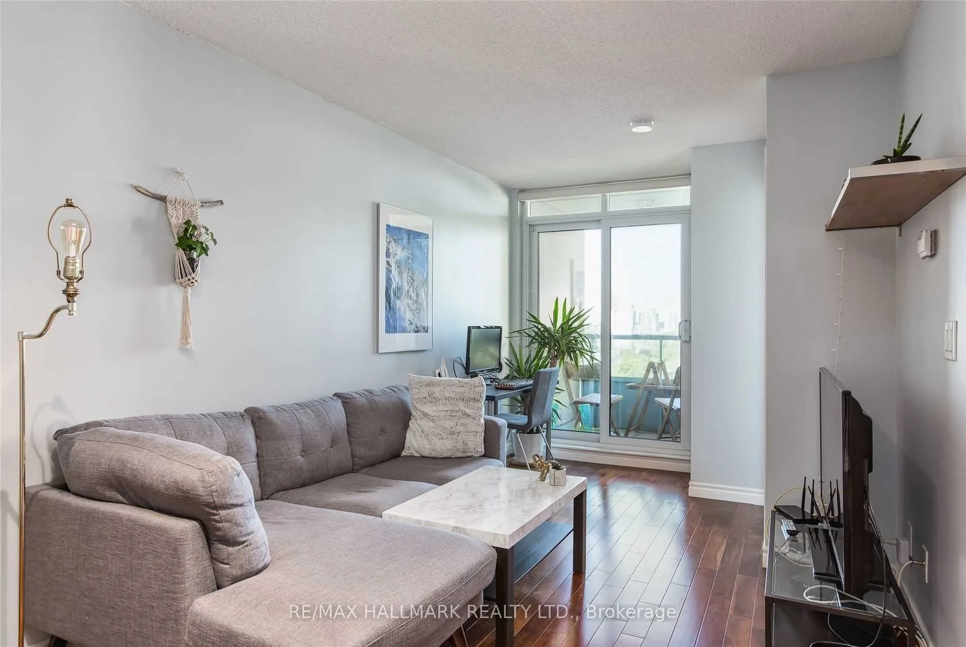 17 Barberry Place, #1113