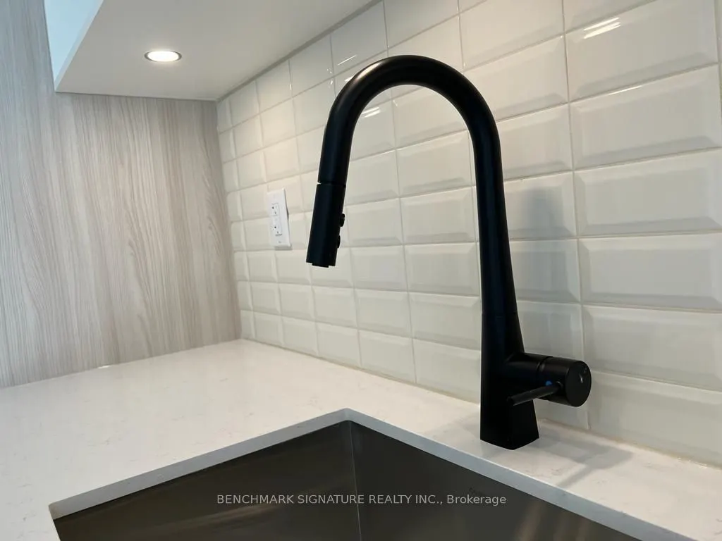 180 Mill Street, #S557