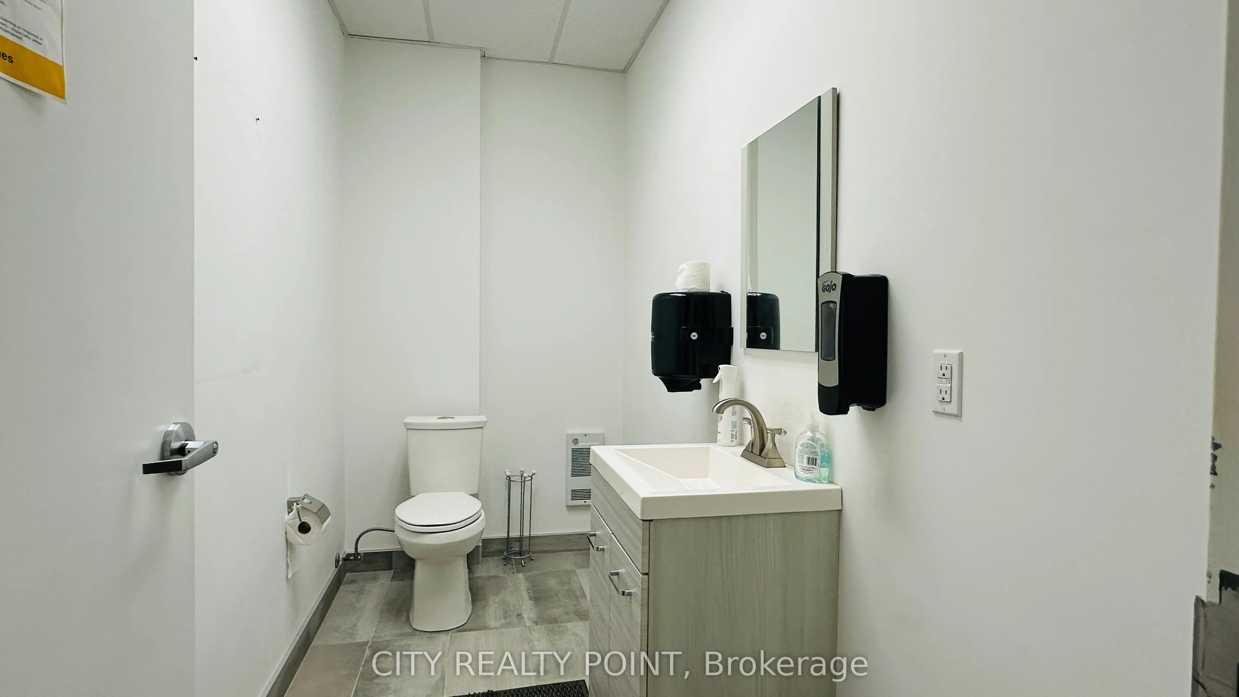 1500 Bathurst Street, #7