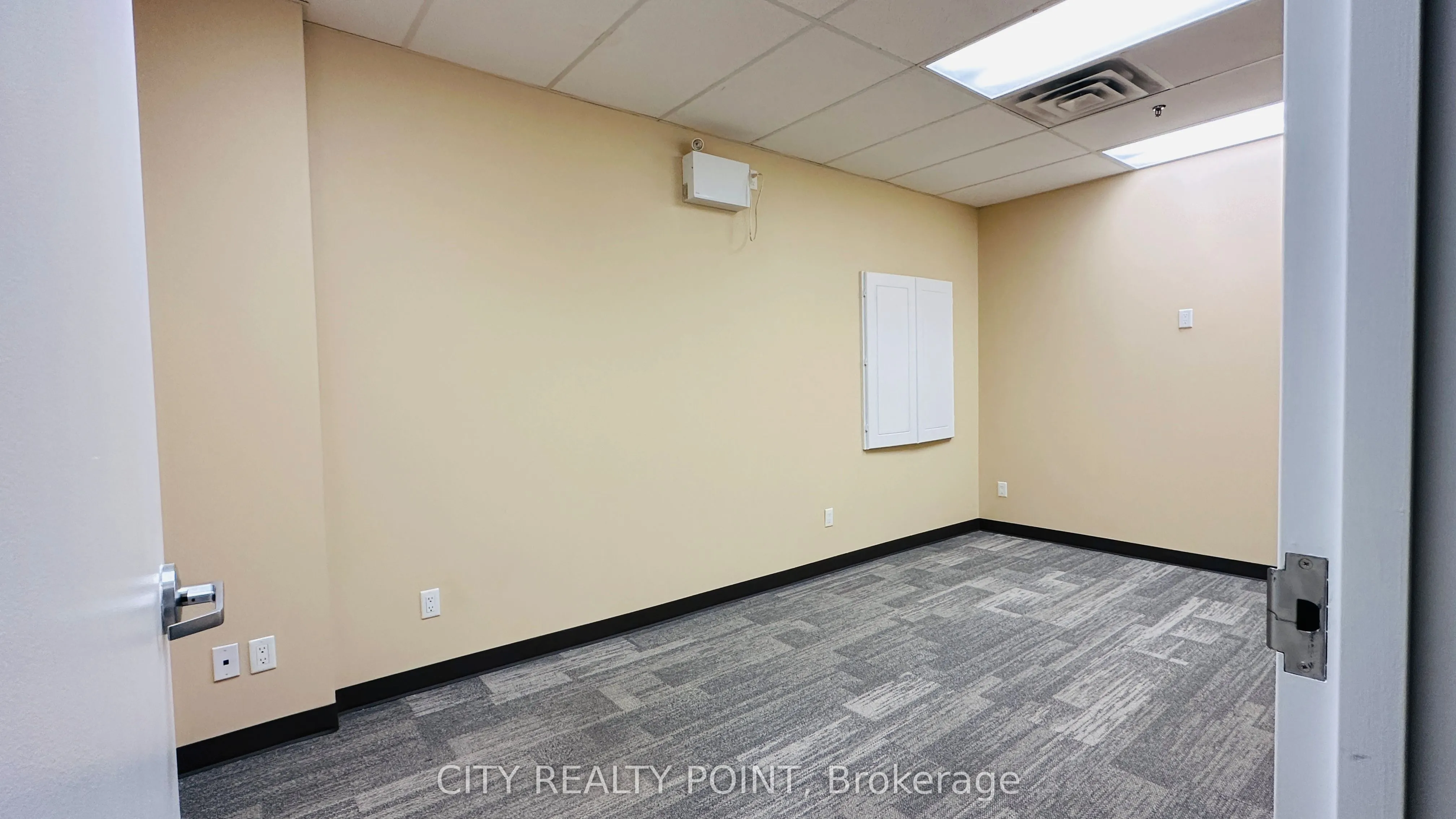 1500 Bathurst Street, #7