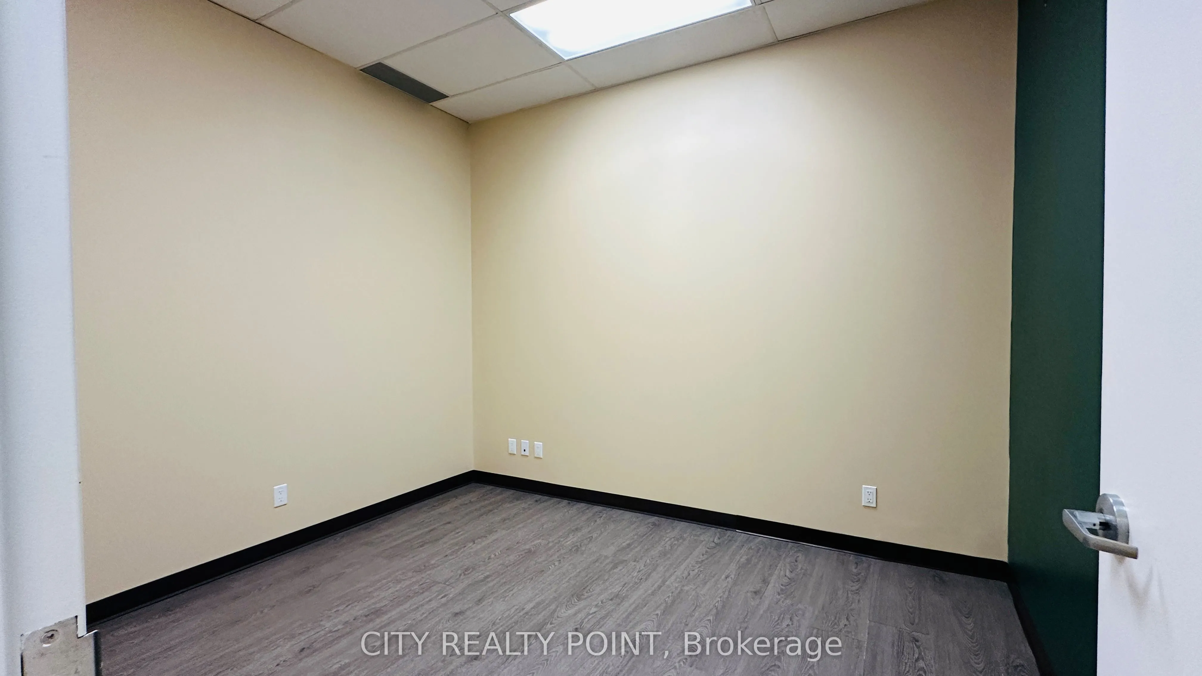 1500 Bathurst Street, #7